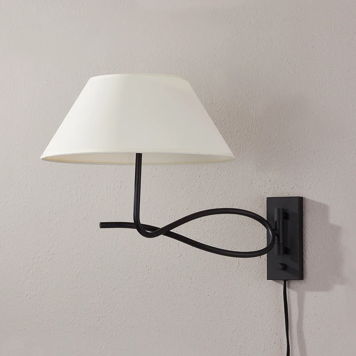 Alameda Plug-In Sconce - Image 2