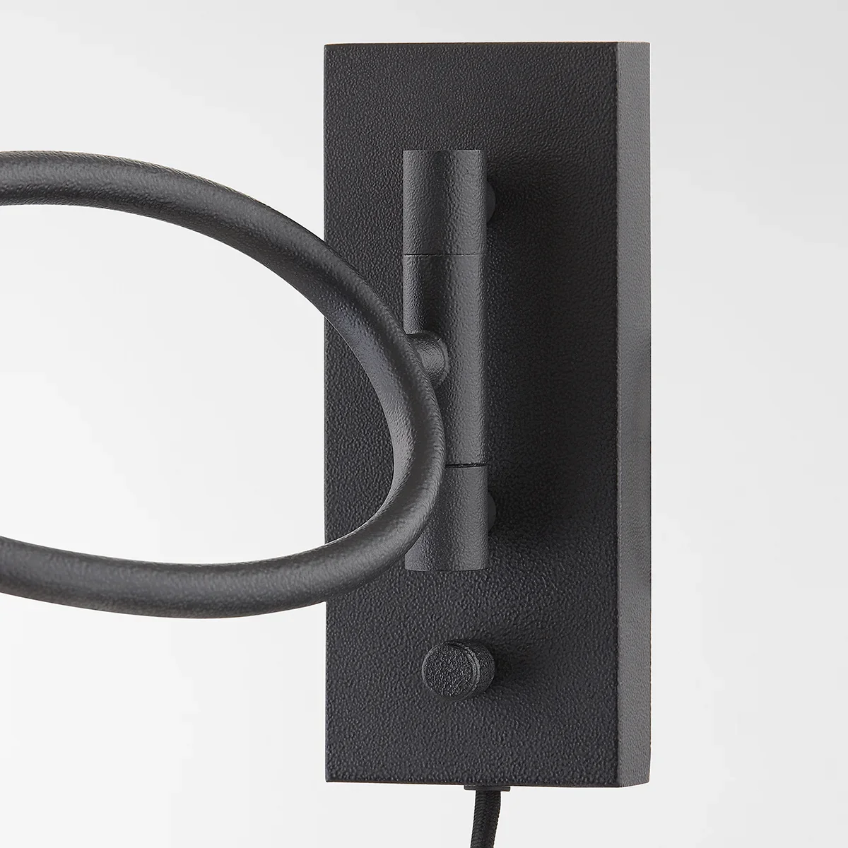 Alameda Plug-In Sconce - Image 5