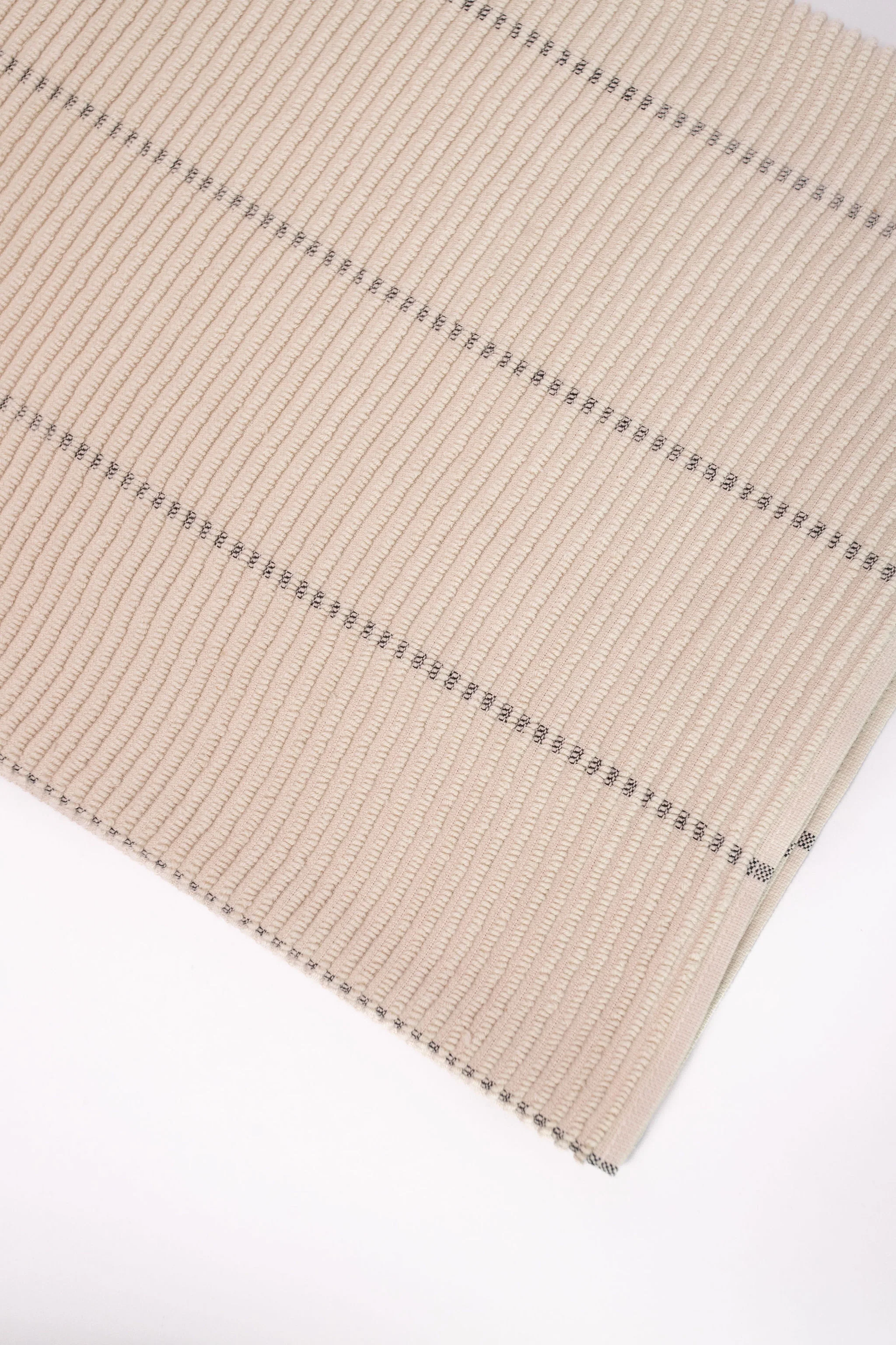 Alvaro Bath Towel by Kassatex - Image 3