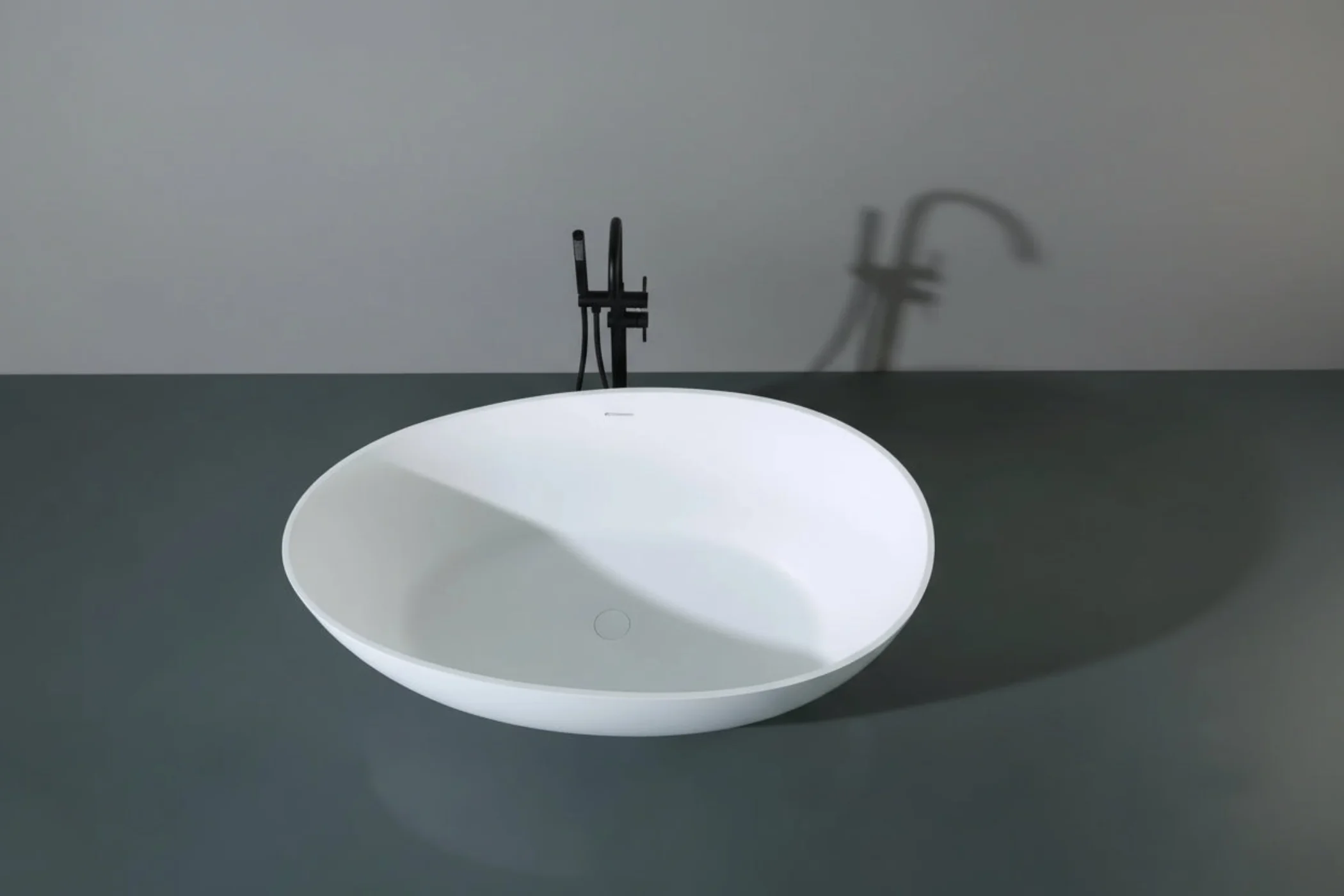 Arcticstone 63" Oval Double Slipper Freestanding Tub - Image 4