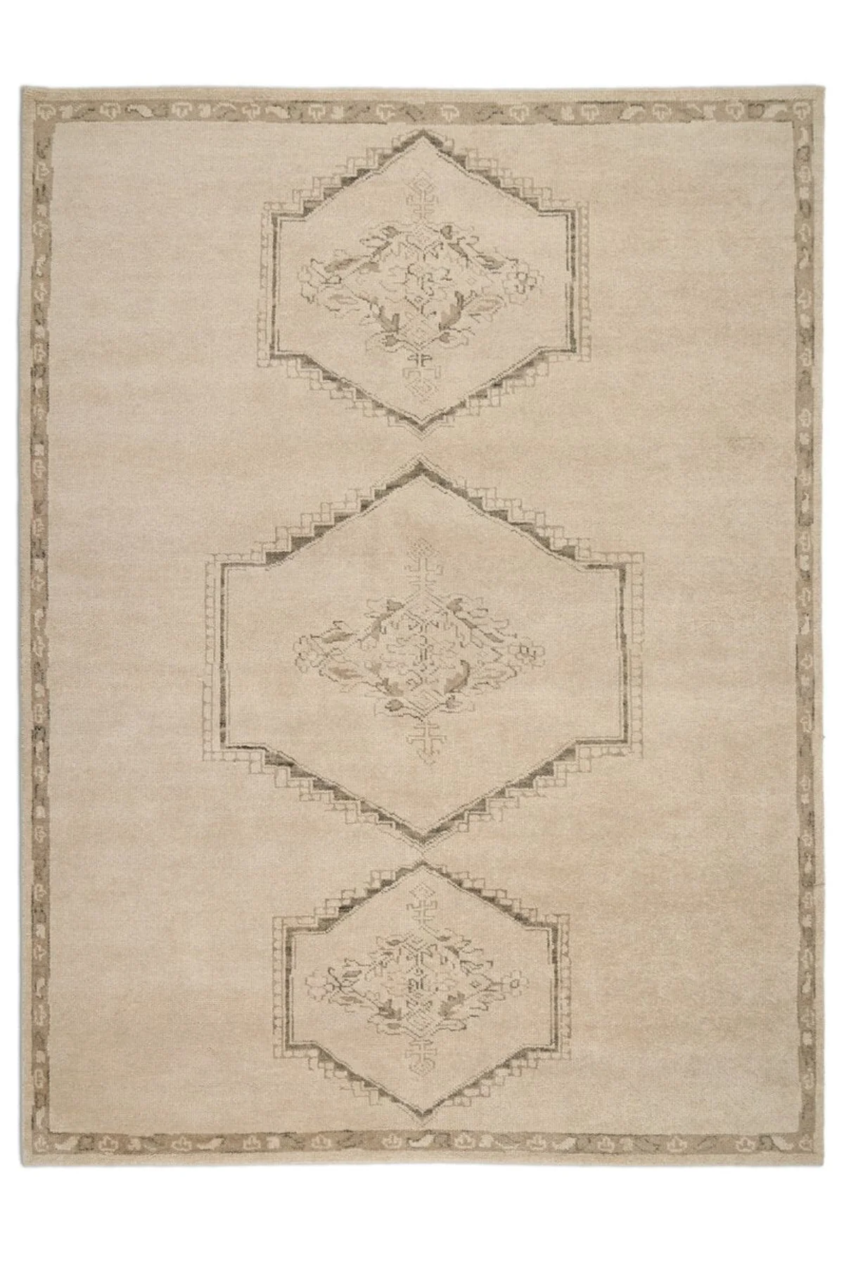 Astana Hand-Knotted Rug