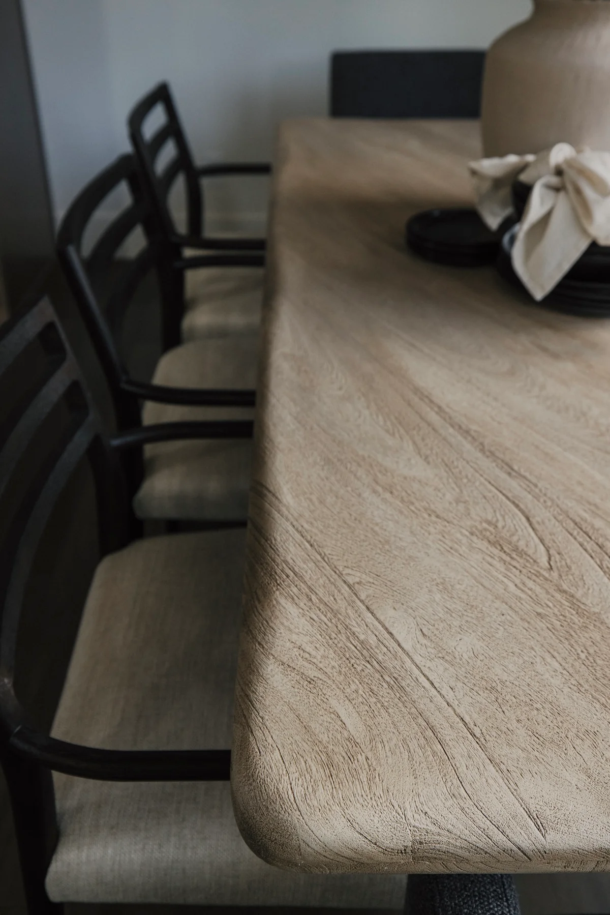 August Dining Table - Image 7