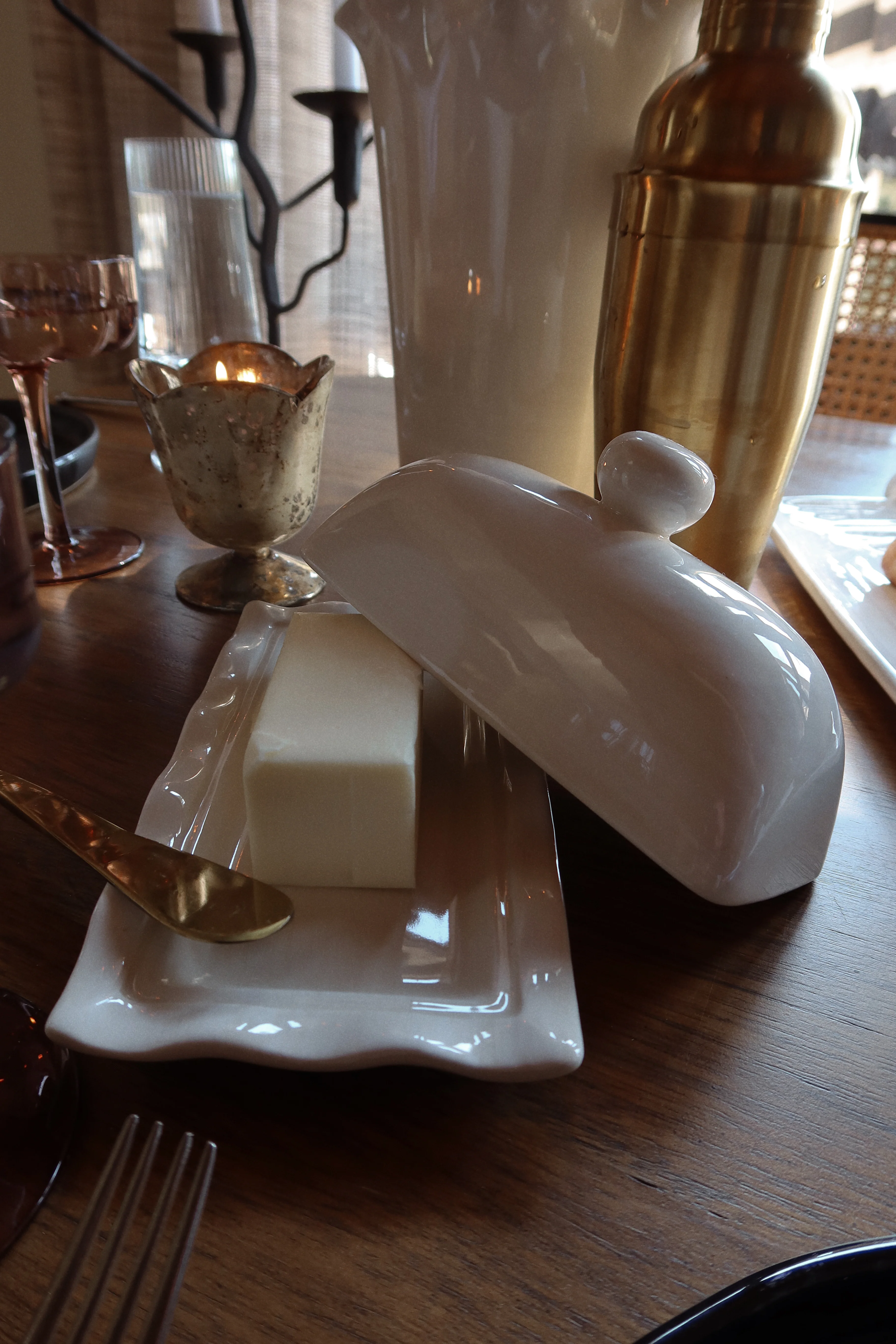 Baron Wavy Butter Dish - Image 5