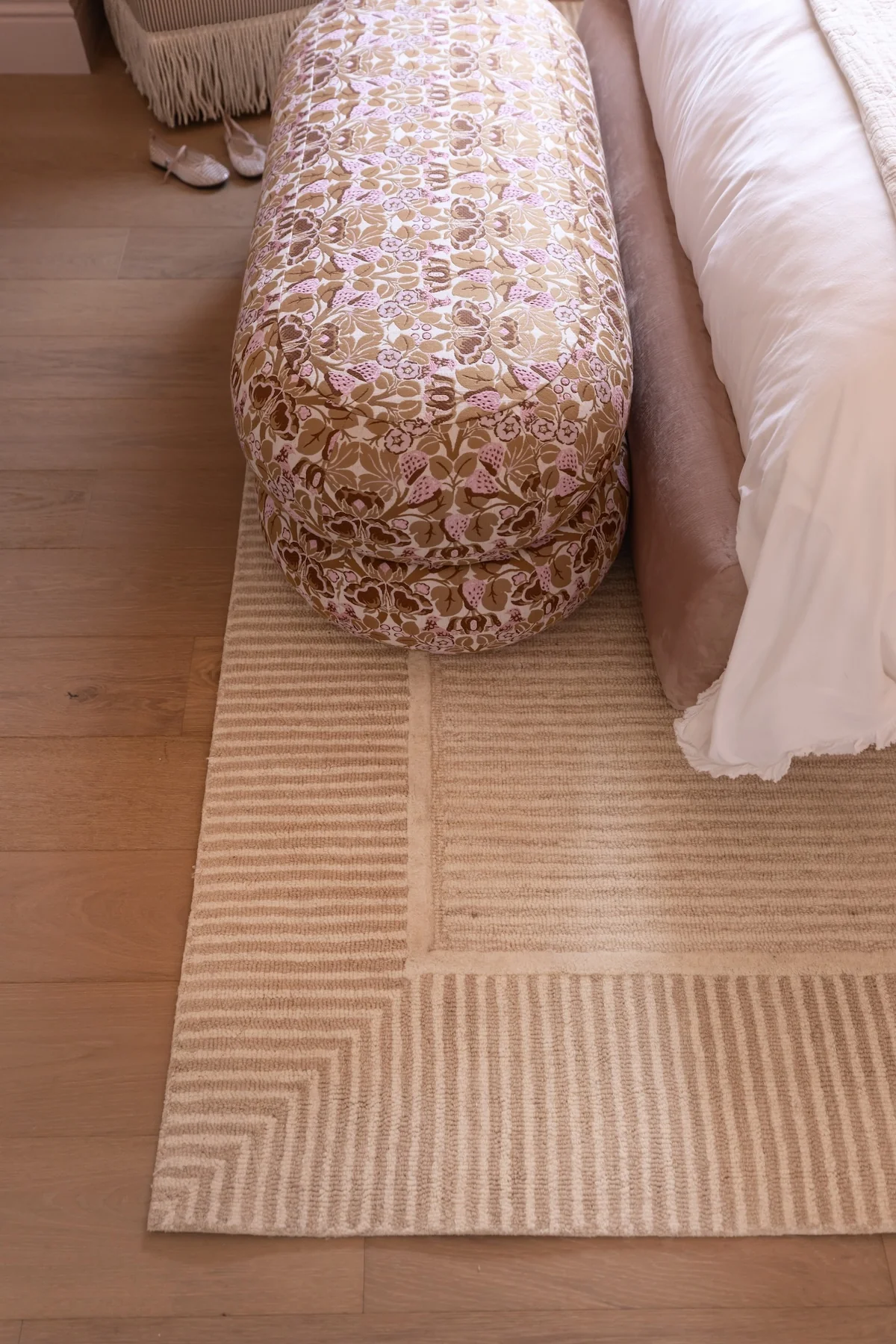 Benchcraft Handmade Rug - Brown - Image 2