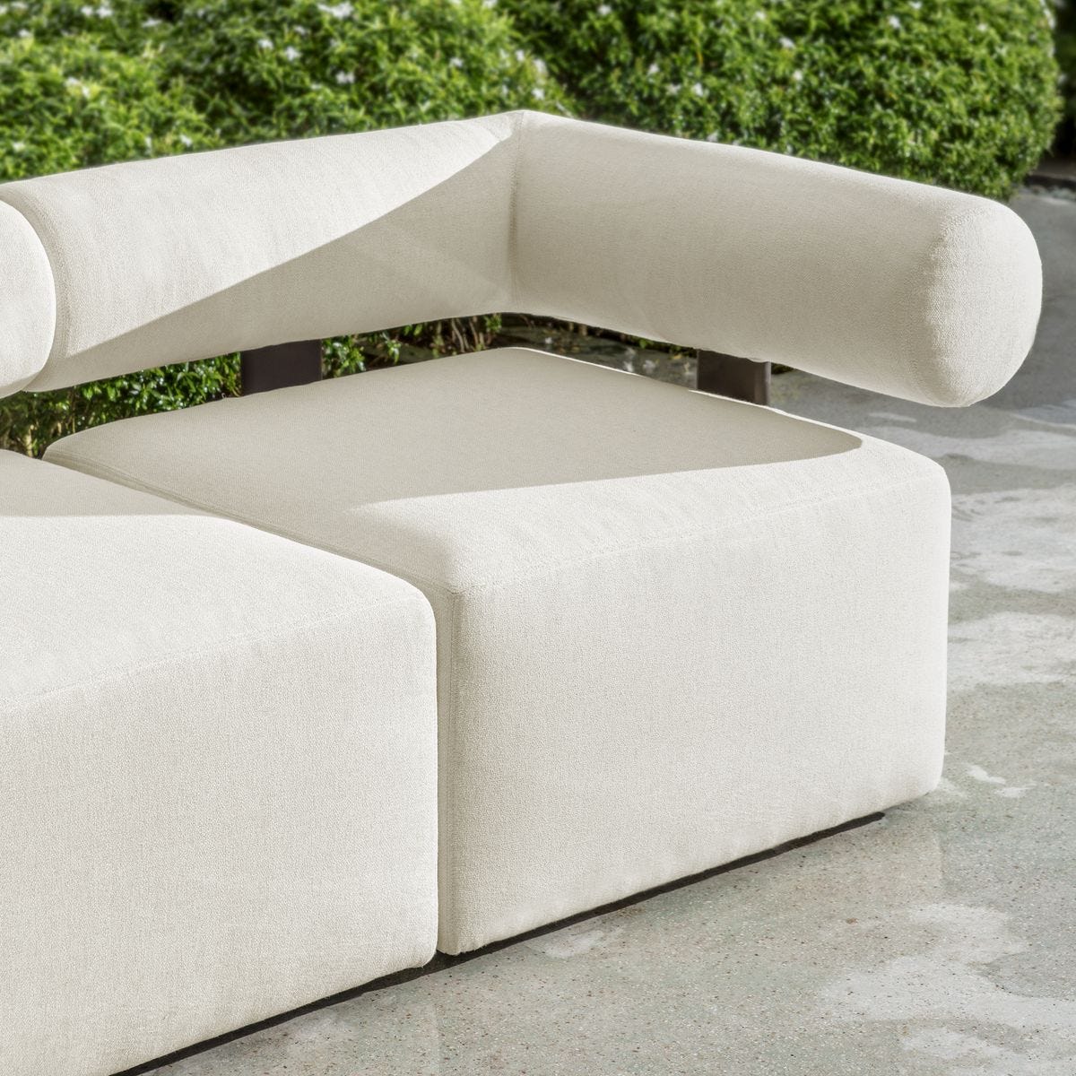 Build Your Own: Bolster Outdoor Sofa - Image 8