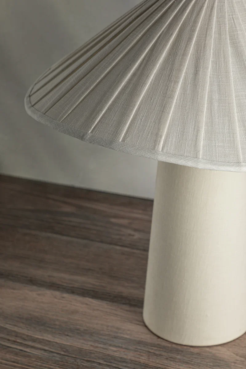 Chanterelle Table Lamp - Image 5