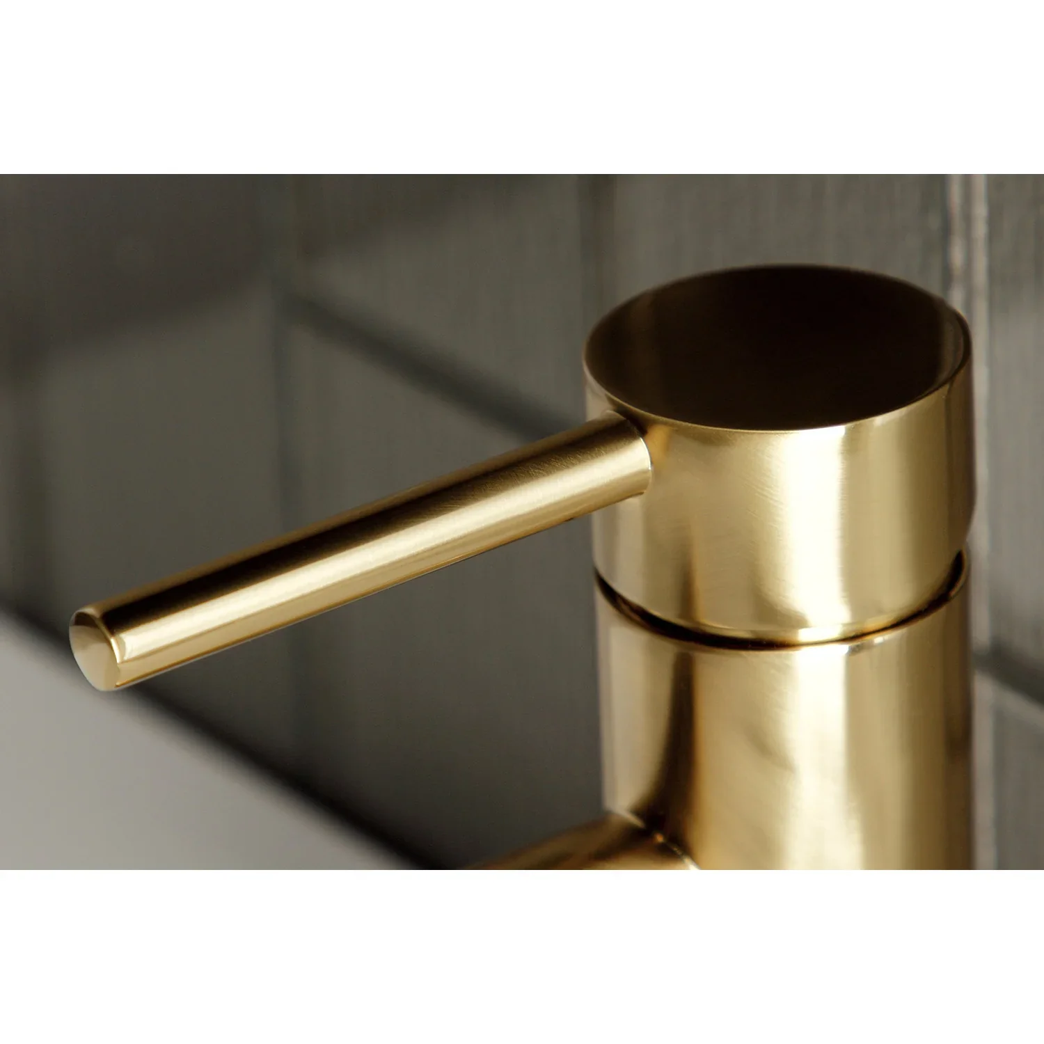 Concord 1-Handle Bathroom Faucet - Image 17