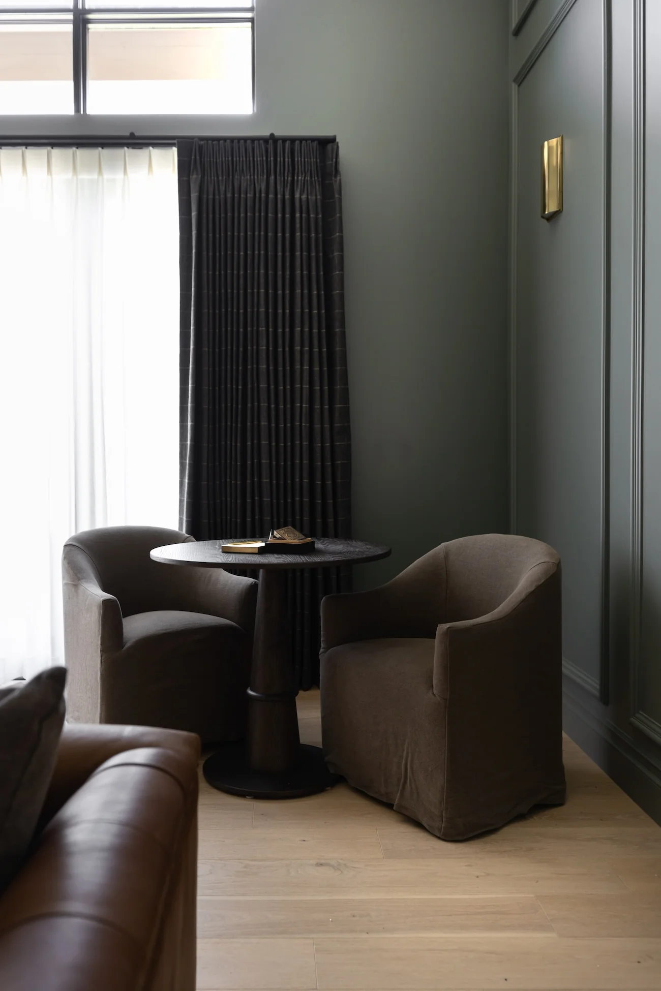 Cove Dining Chair With Casters - Image 11