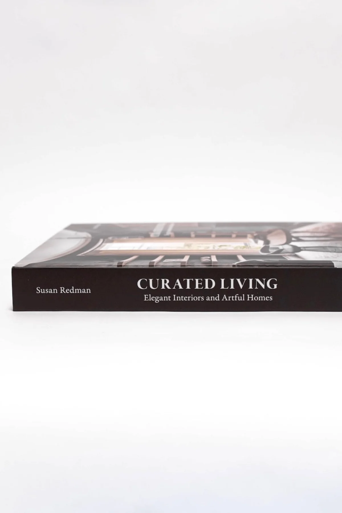Curated Living: Elegant Interiors and Artful Homes - Image 3