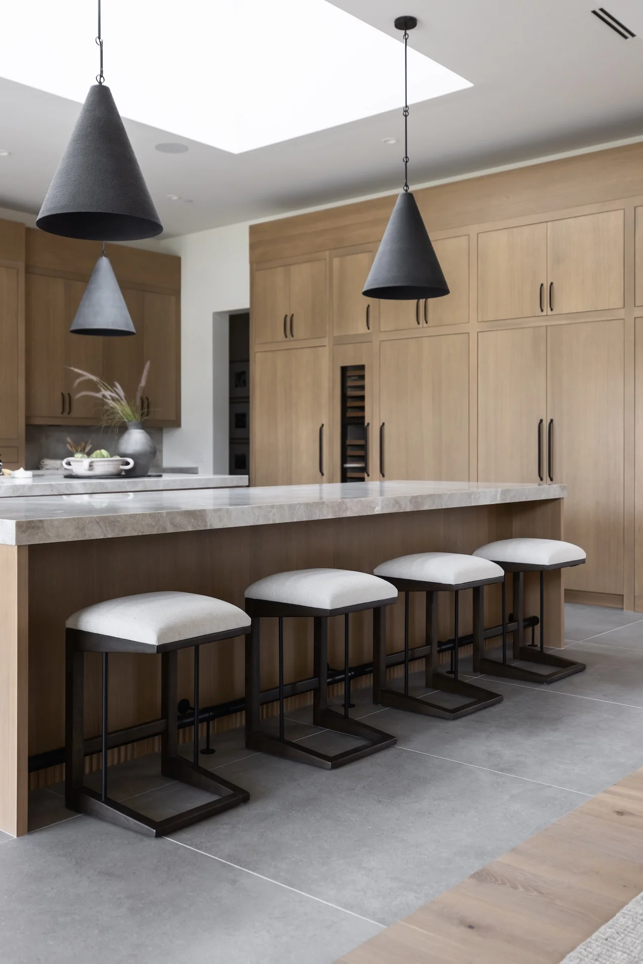 Finn Bar + Counter Stool