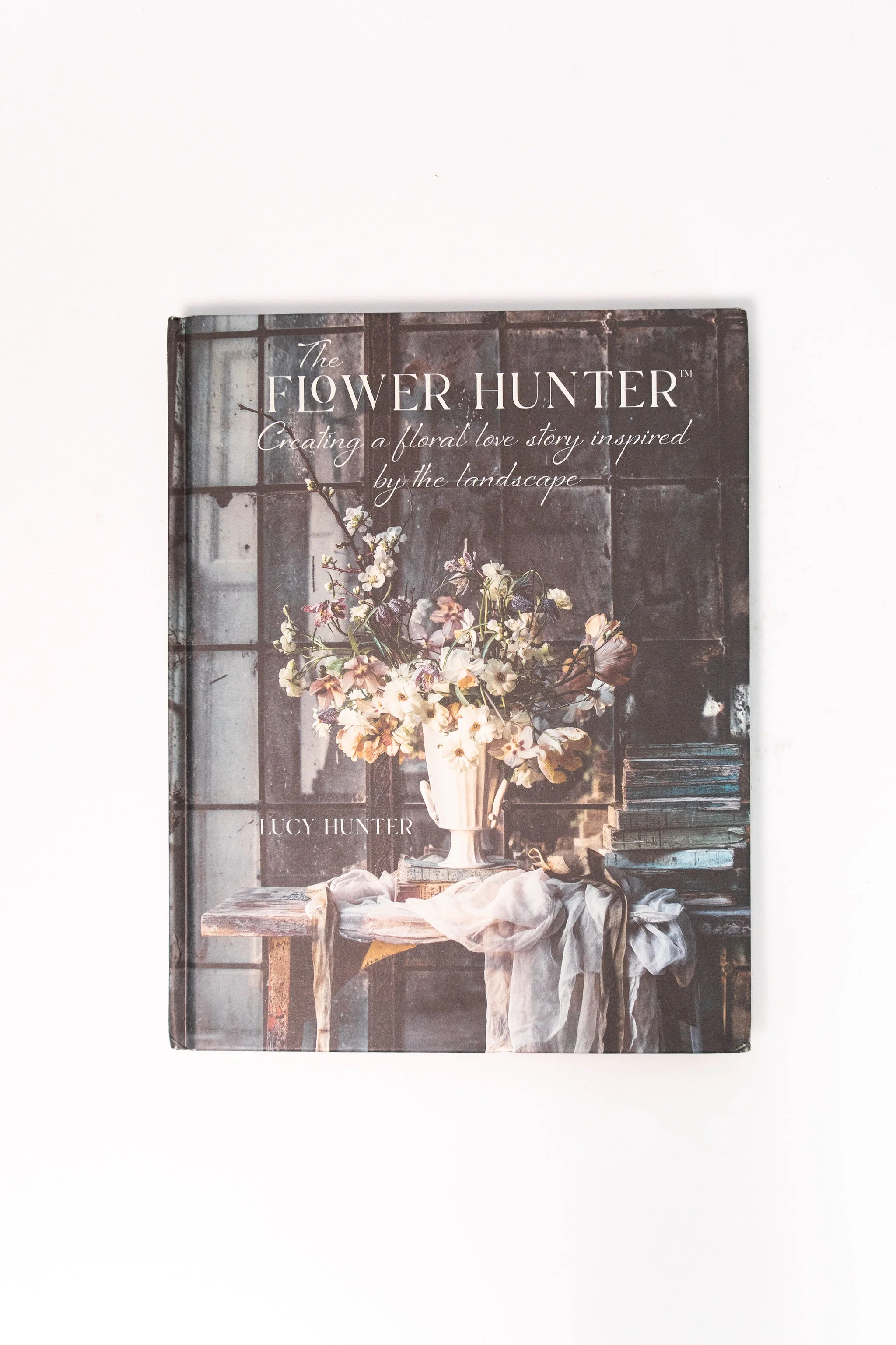 Flower Hunter: Creating a Floral Love Story Inspired by the Landscape
