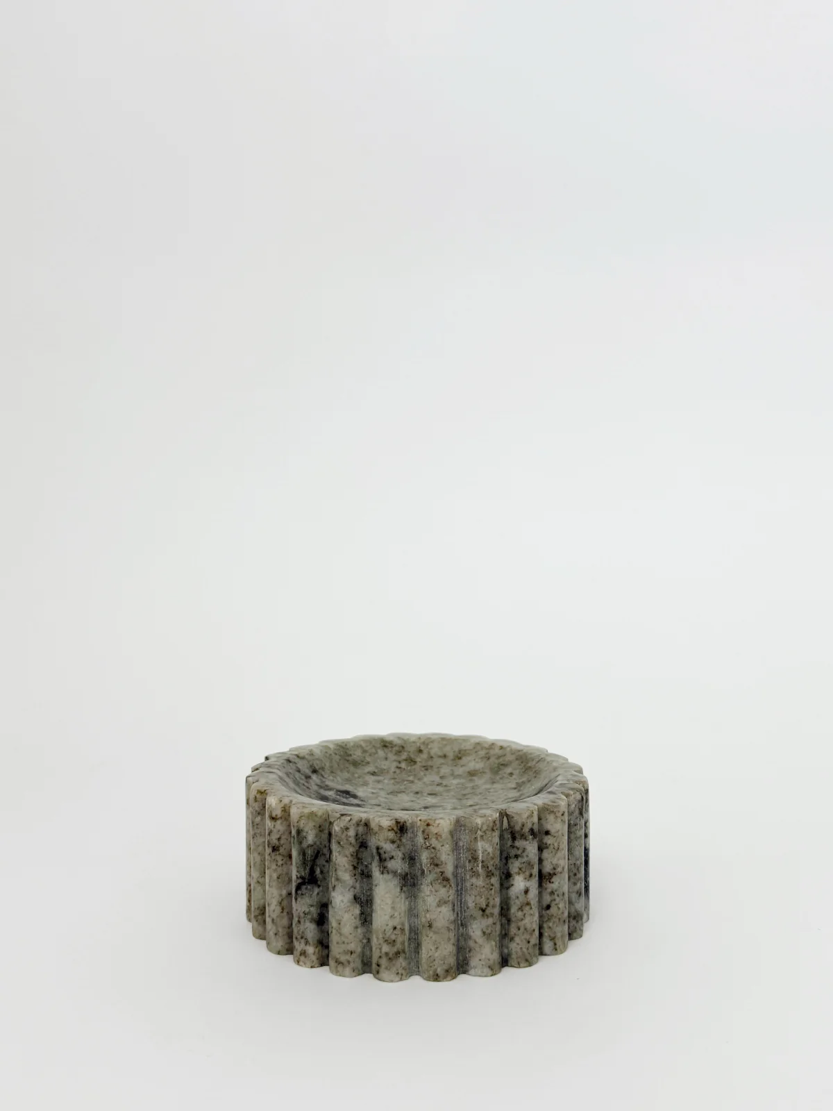Fluted Marble Soap Dish - Image 2
