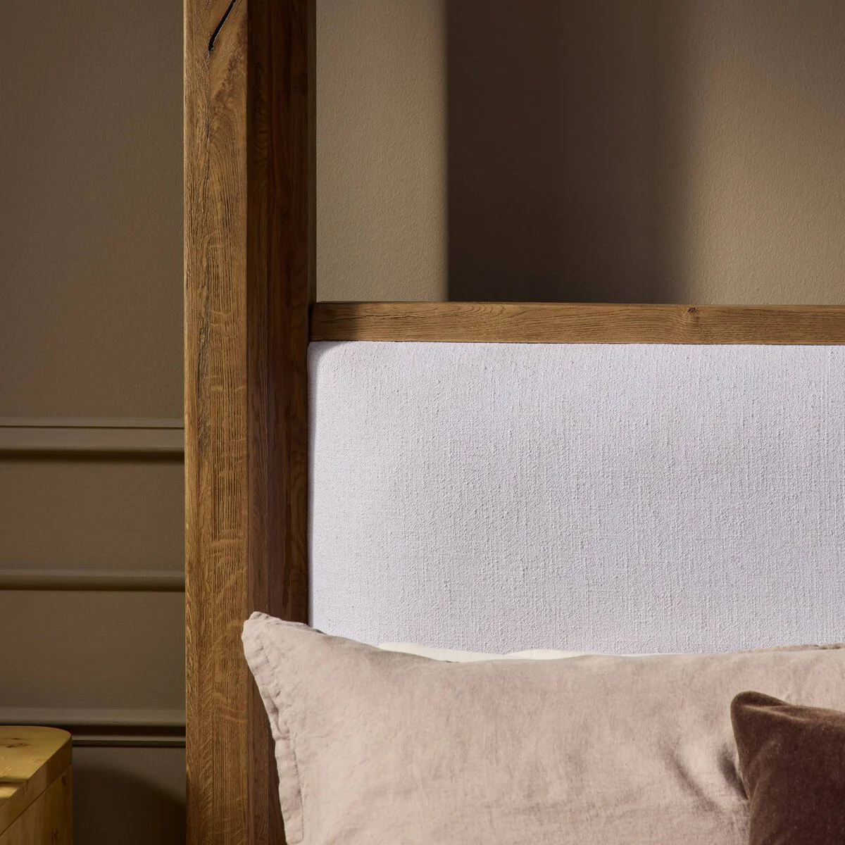 Frederick Canopy Bed - Image 16