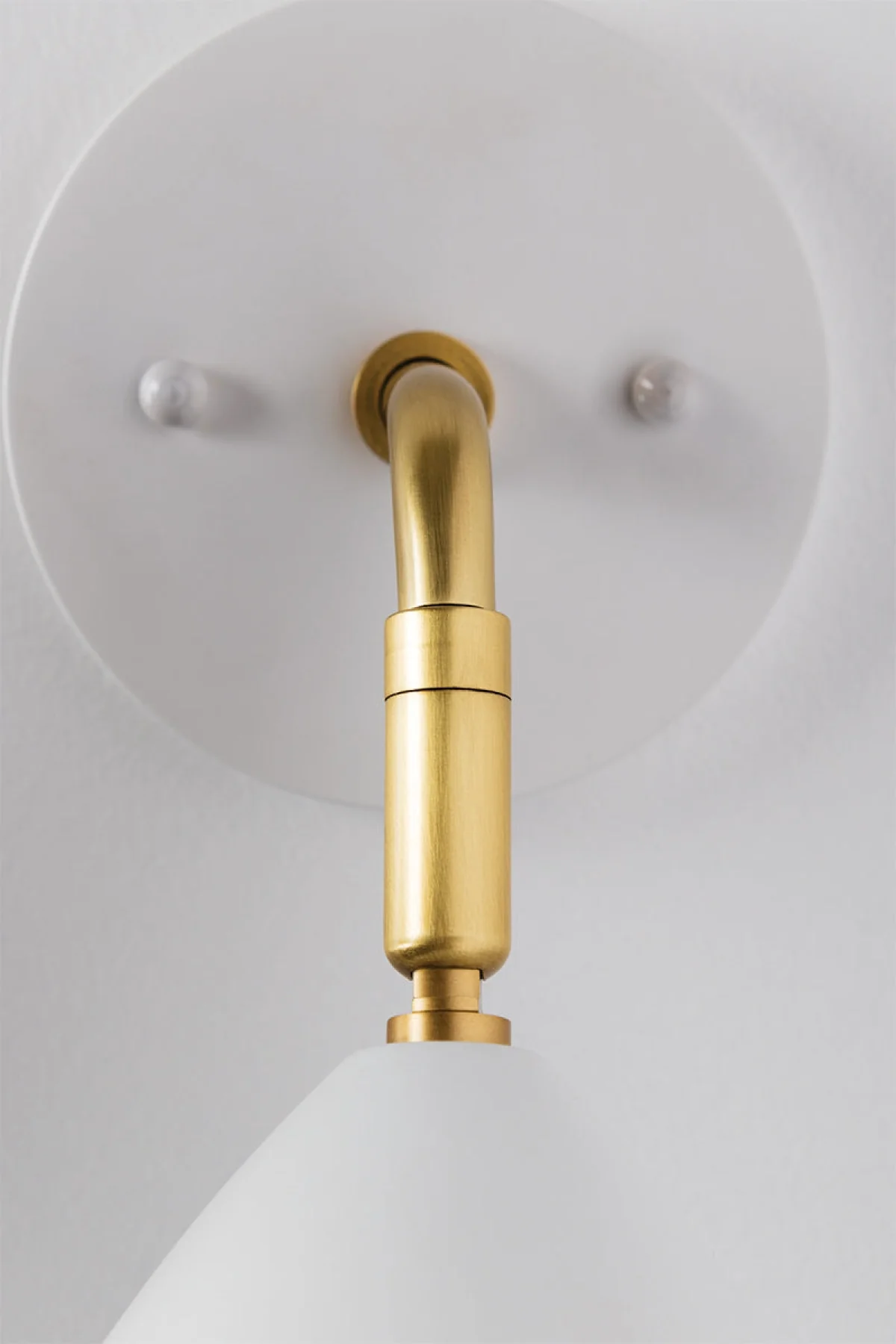 Gia Sconce - Image 4