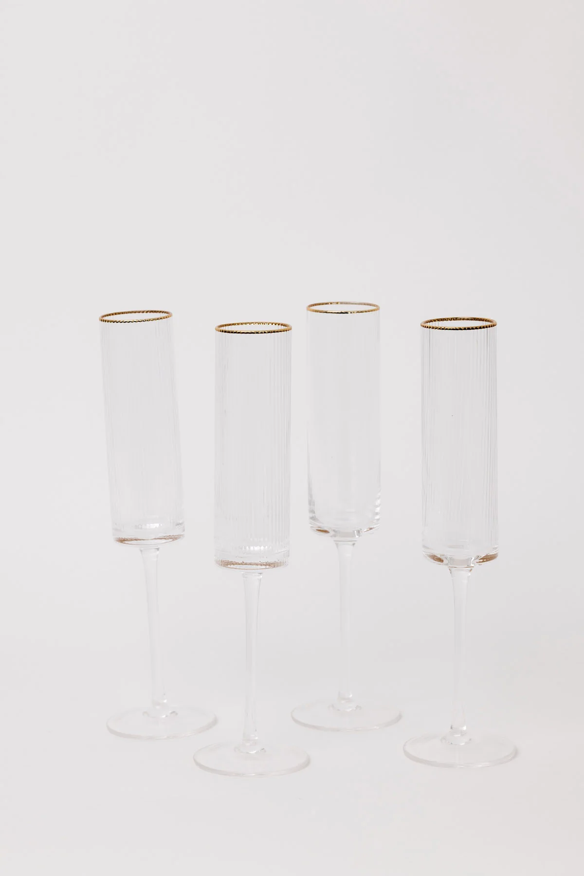 Gisele Champagne Flute w/ Gold Rim - Image 3