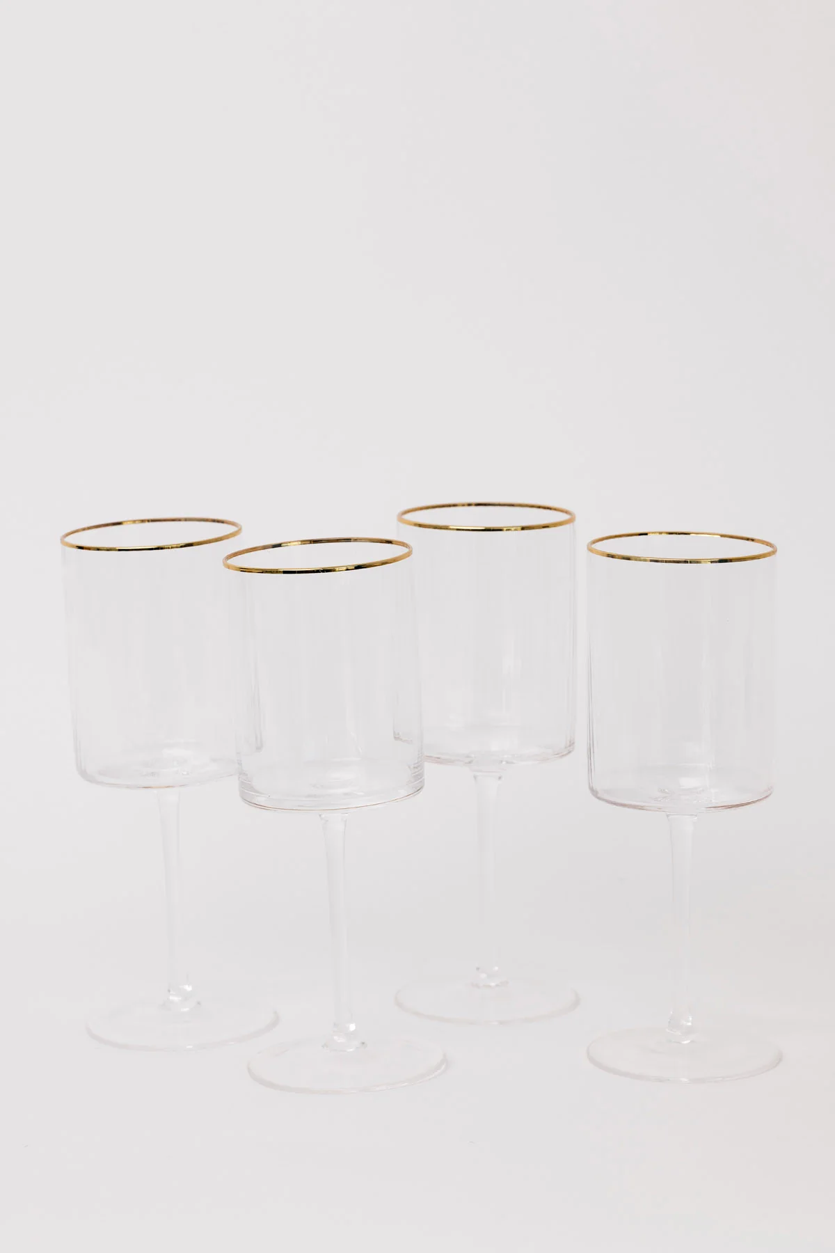 Gisele Wine Glass w/ Gold Rim - Image 4
