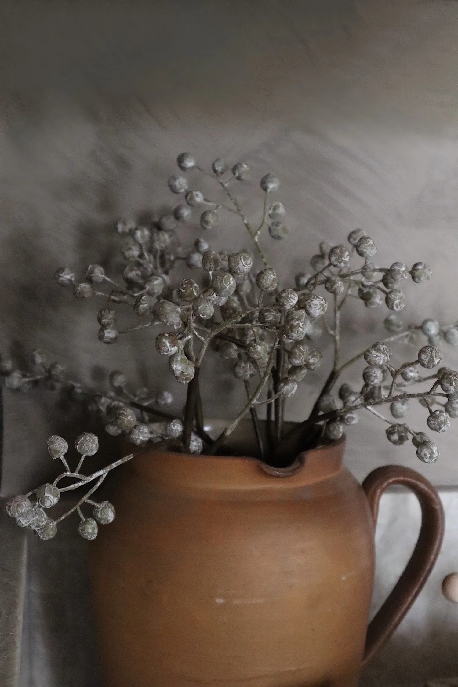 Grey Berry Stem - 20.5"