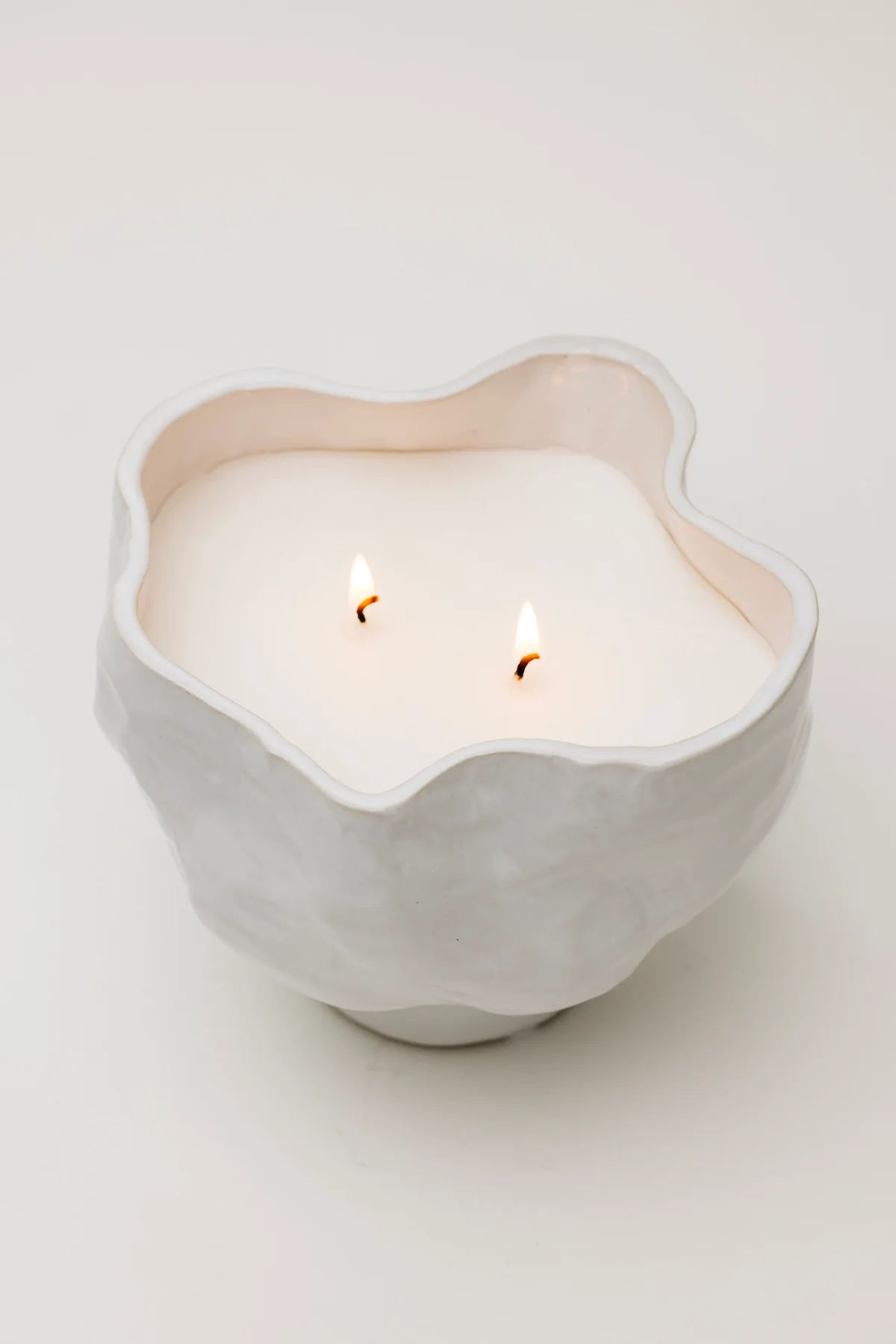 Hamlin Wavy Bowl Candle - Image 2