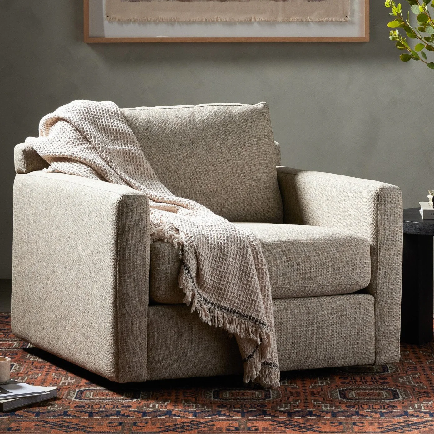 Hampton Slipcover Swivel Chair - Image 2