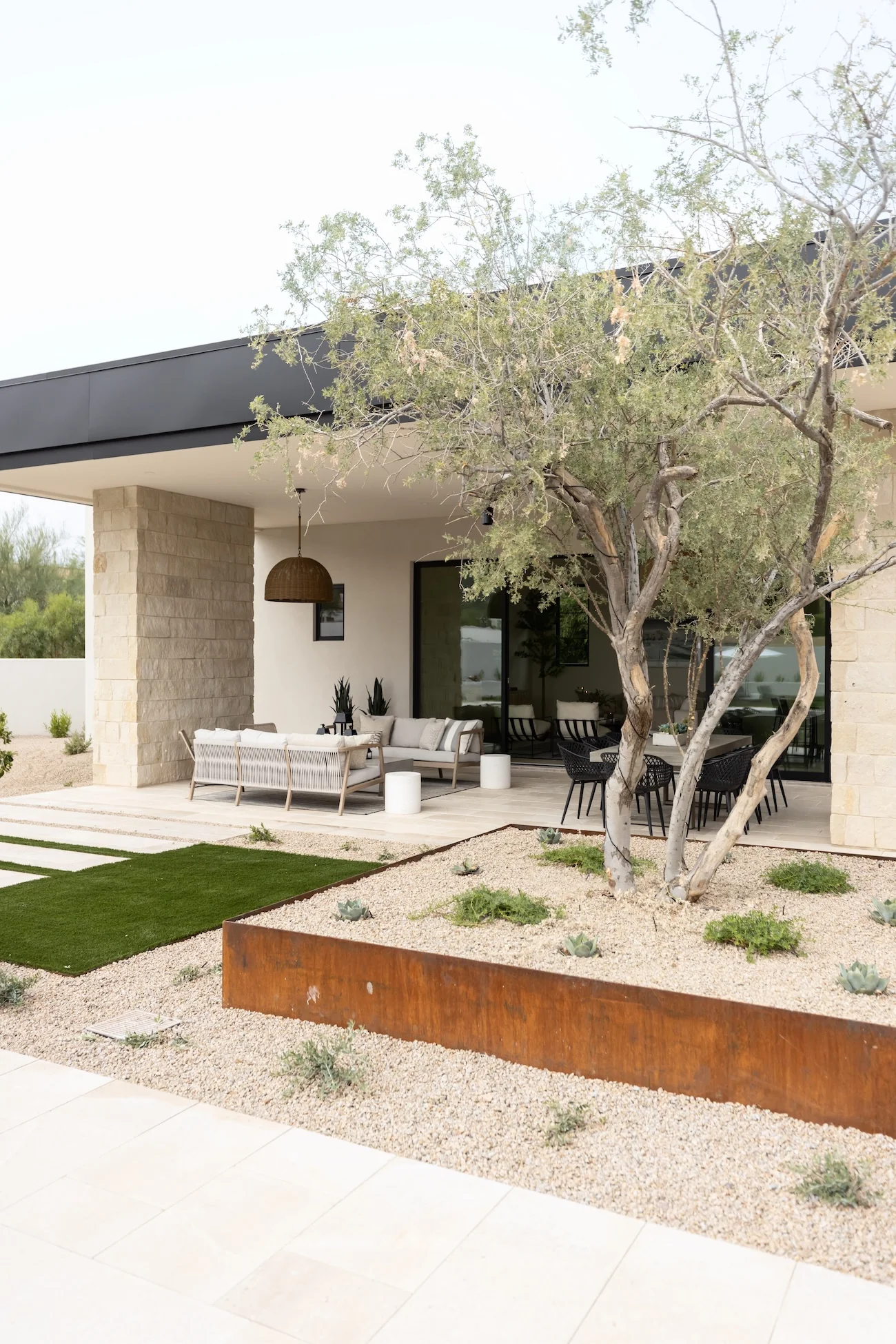 Huxley Outdoor Pendant - Image 6
