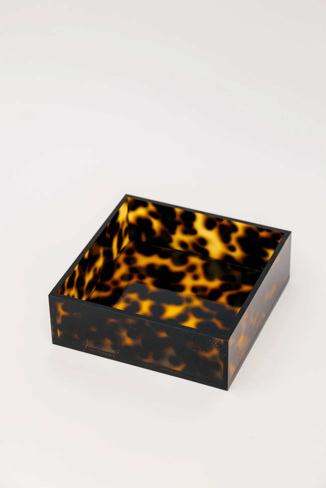 Jora Cocktail Napkin Holder - Image 3