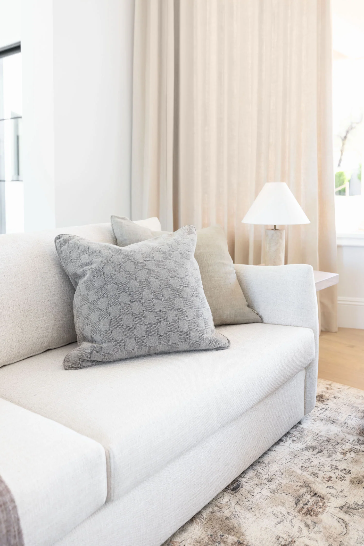 Kelsey Sofa - 92" - Image 11