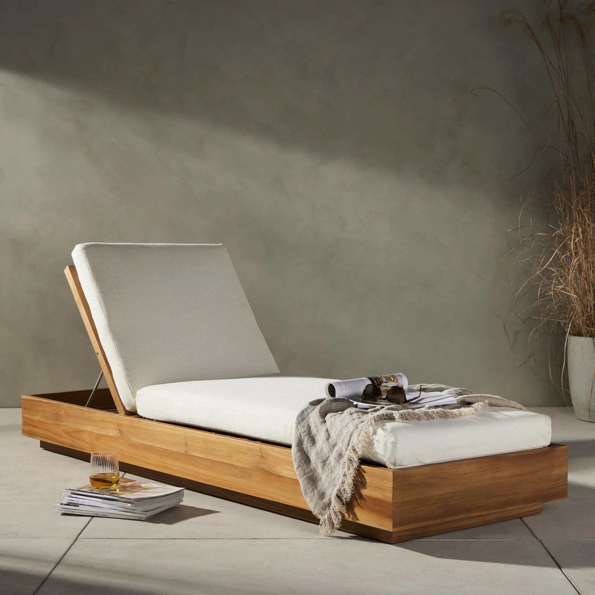 Kinta Outdoor Chaise Lounge - Cream - Image 2