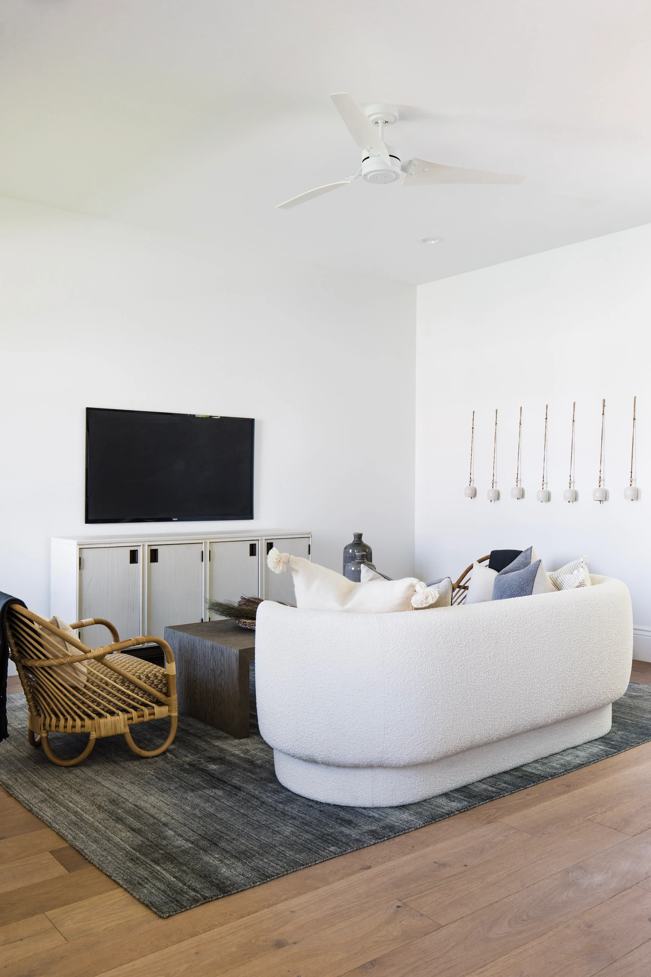 Koba Sofa - Image 9