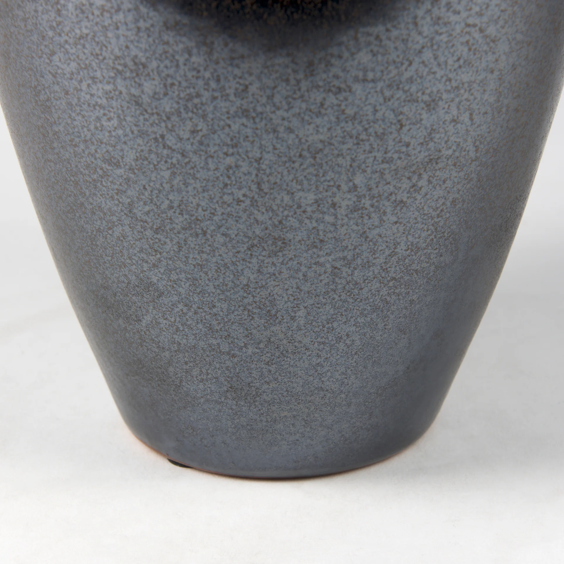 Kora Double Ear Vase - Image 5