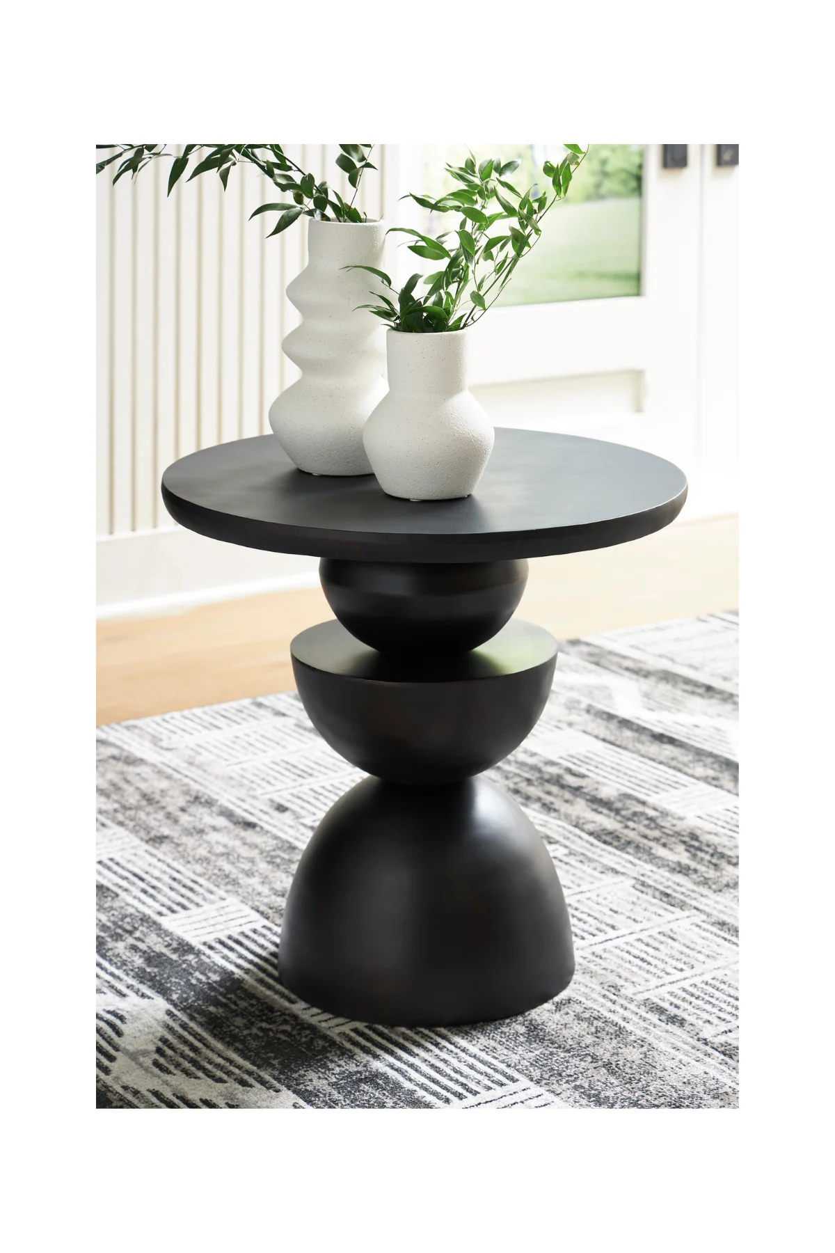 Kurtson Accent Table - Image 2