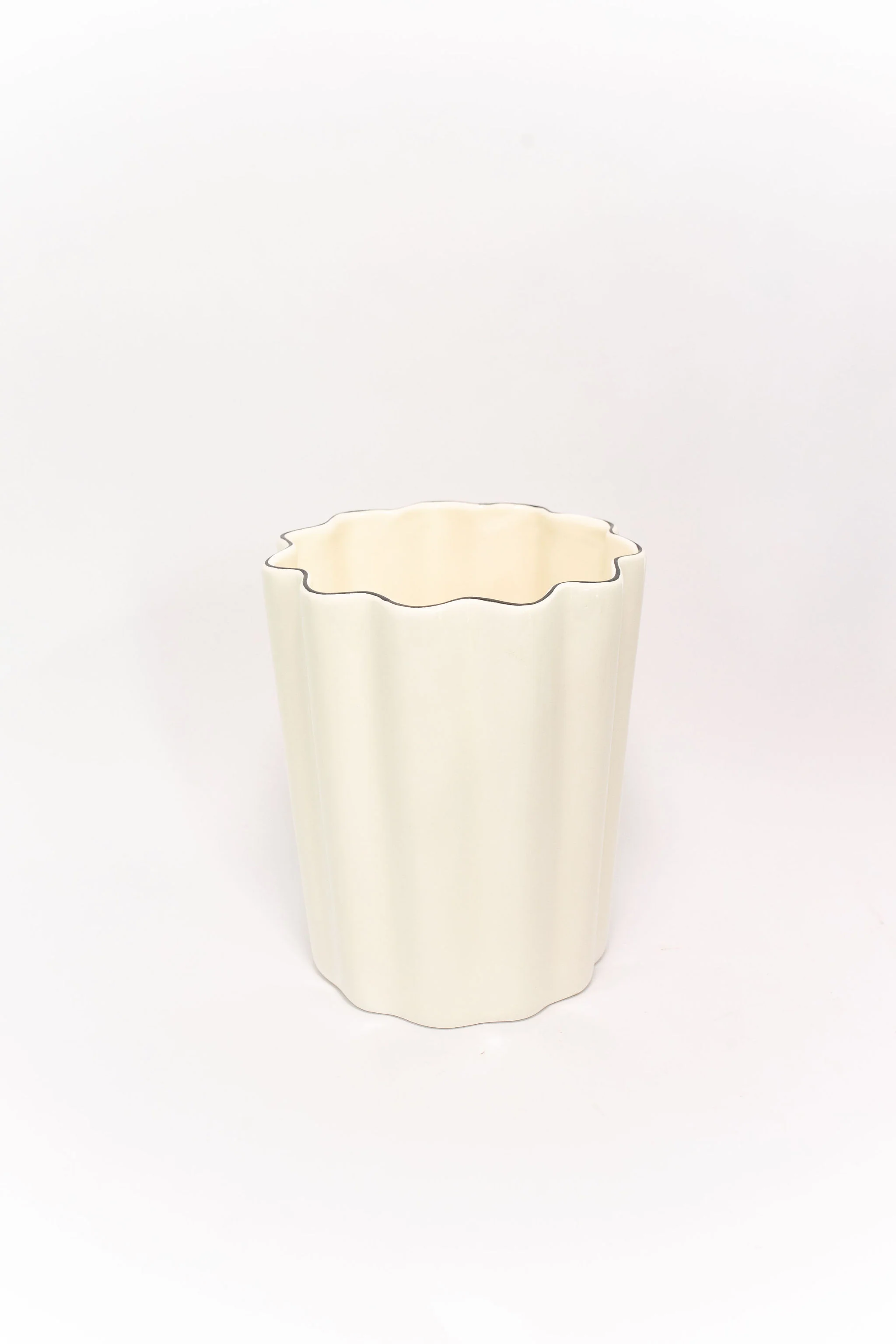Le Marais Waste Basket by Kassatex - Image 2