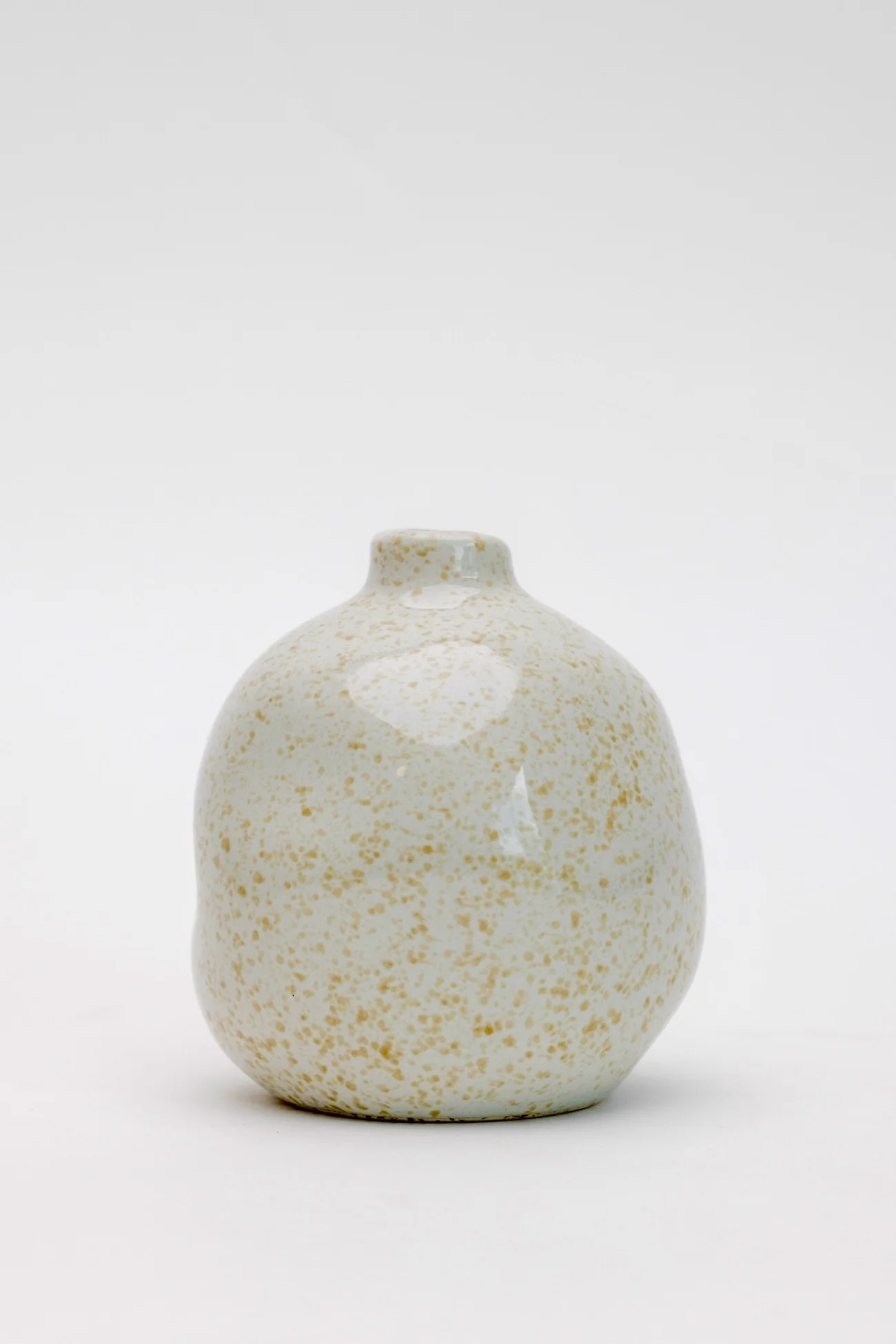 Lori Bud Vase - Image 3