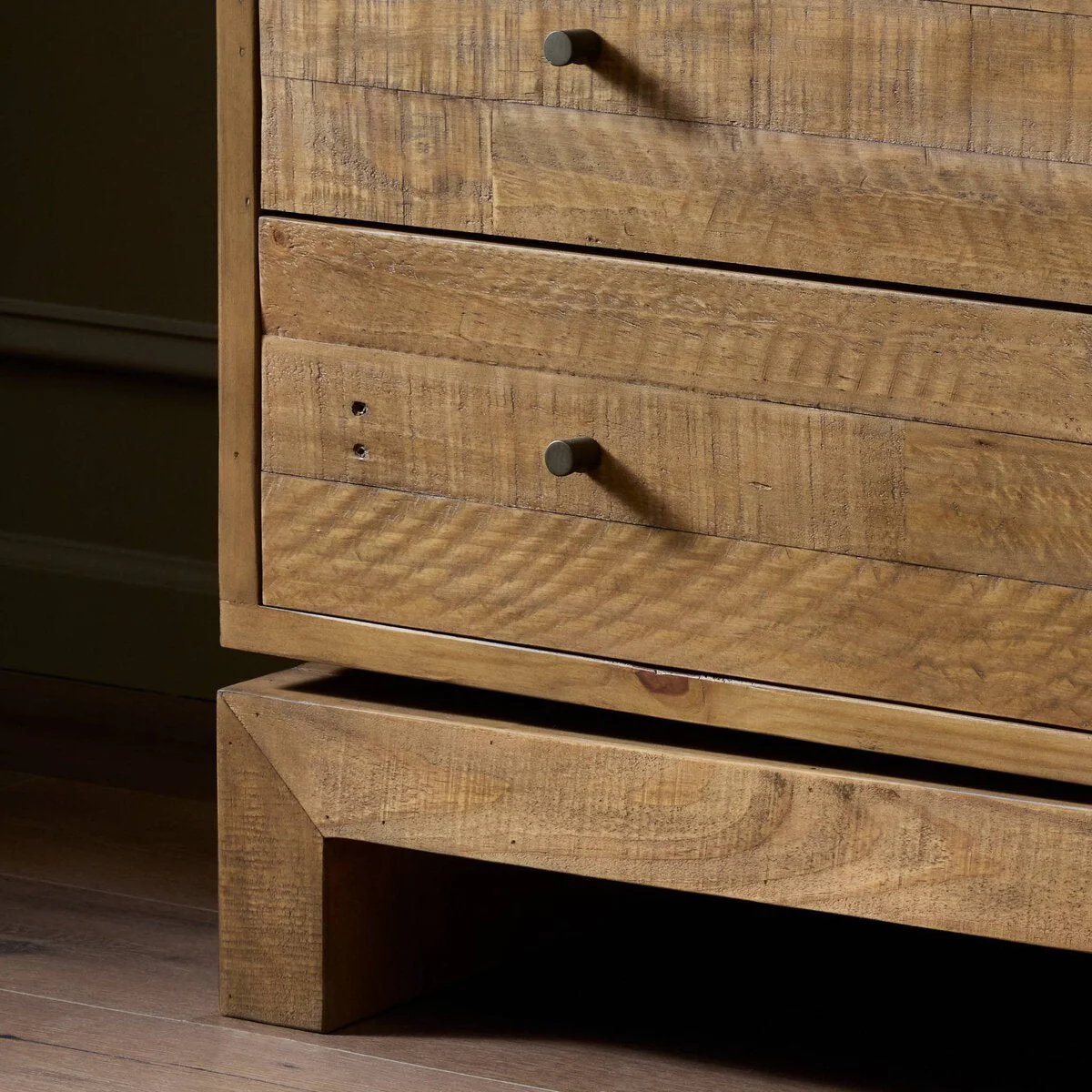 Matthes 6-Drawer Dresser - Image 14