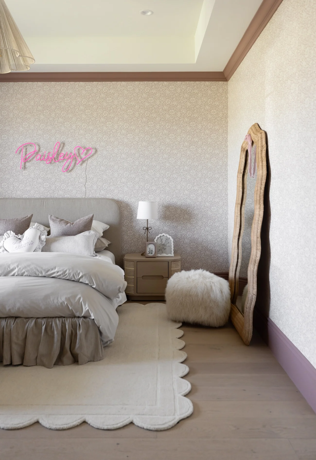 Mina Ruffle Platform Bed - Image 3