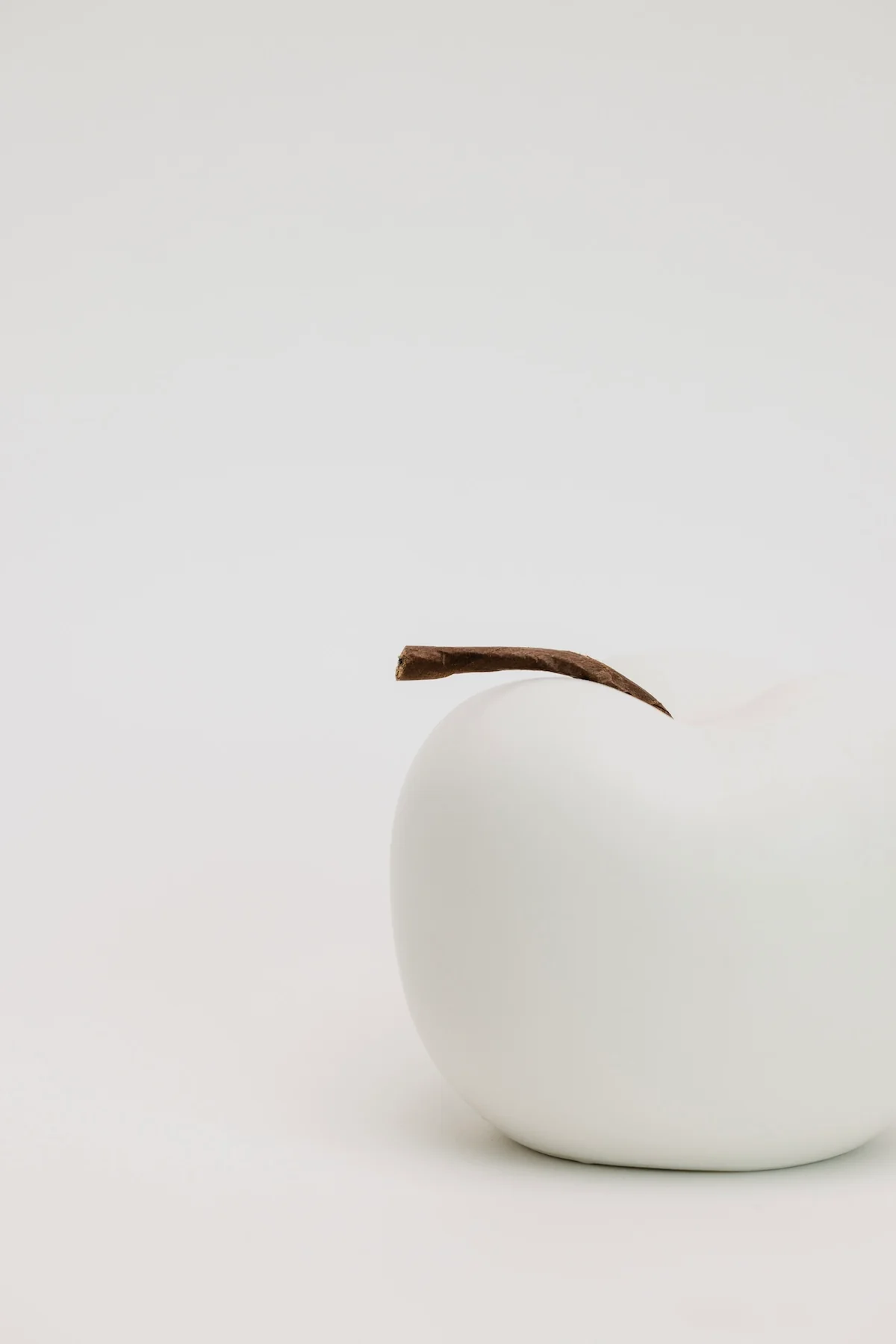 Mindie Matte Porcelain Apple - Image 4