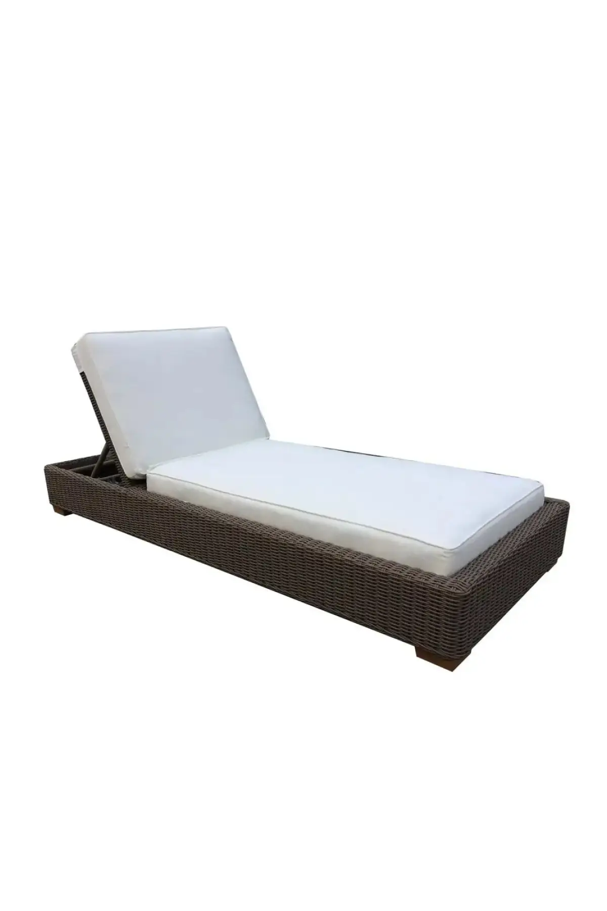 Nautilus Outdoor Chaise