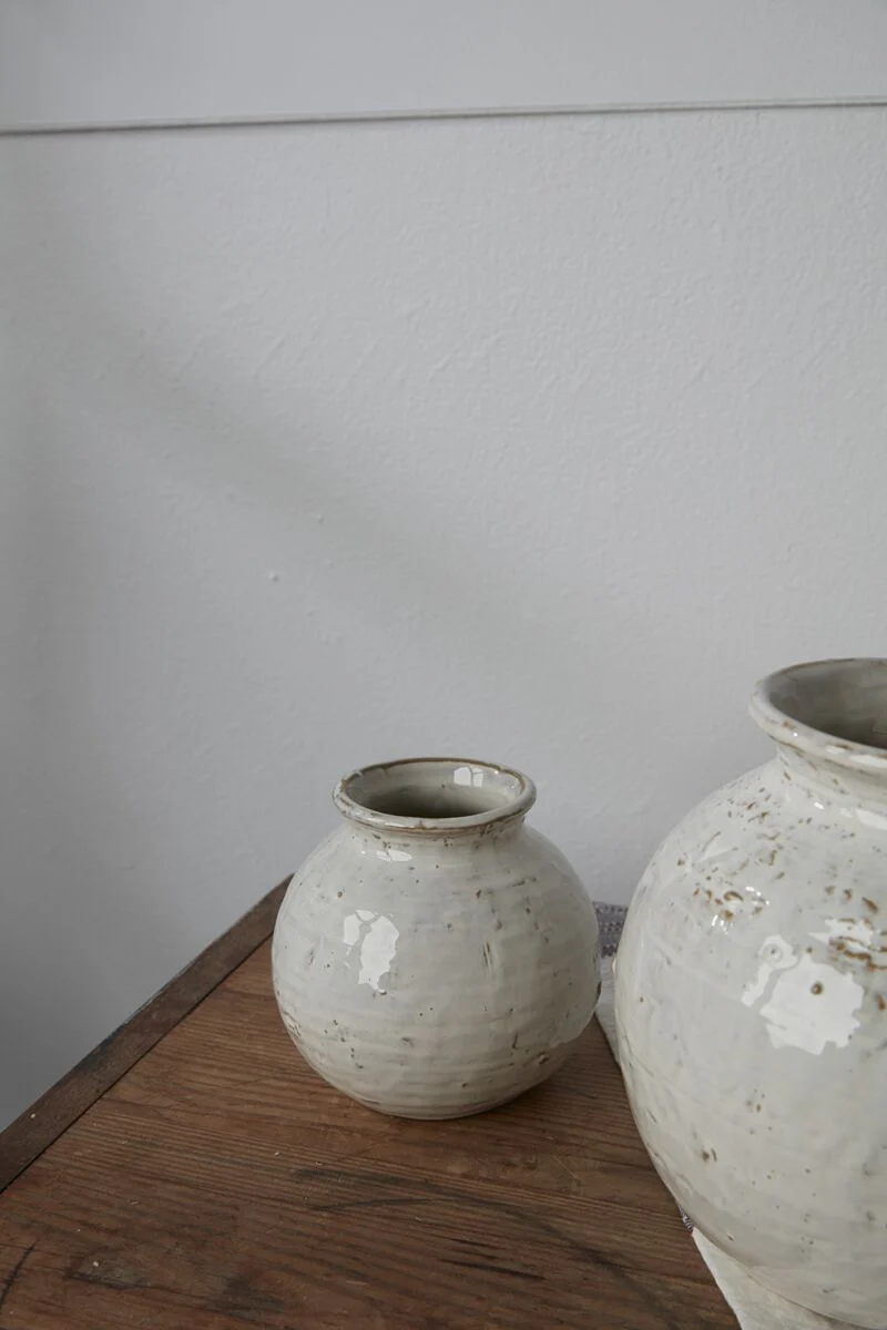 Page Vase - 3 Sizes - Image 2
