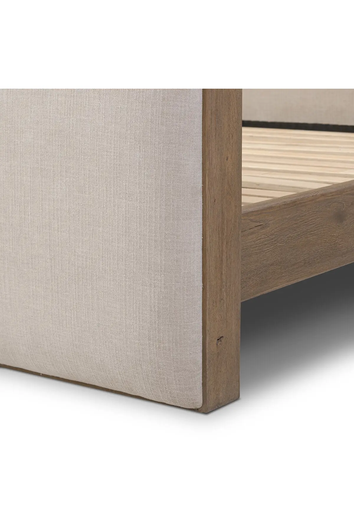 Pierce Bed - Image 9