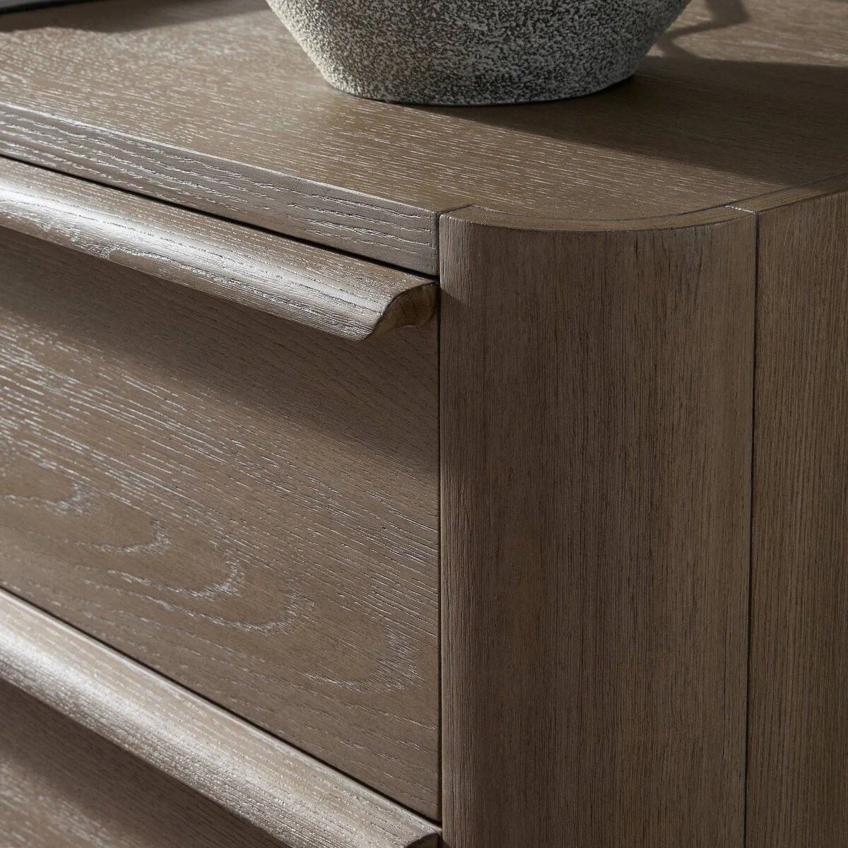 Primrose 10-Drawer Dresser - Image 9
