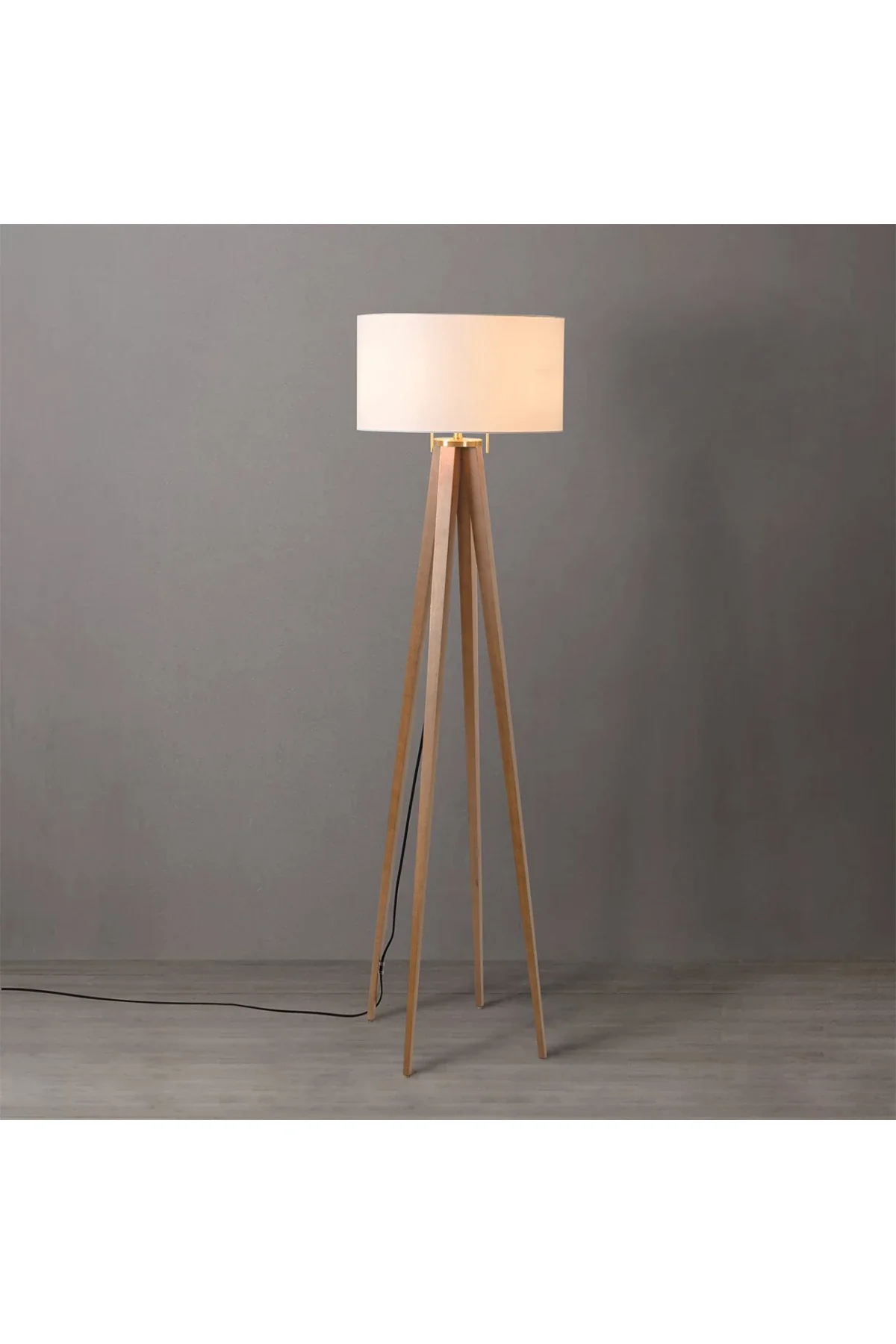 Quattro Floor Lamp - Image 2