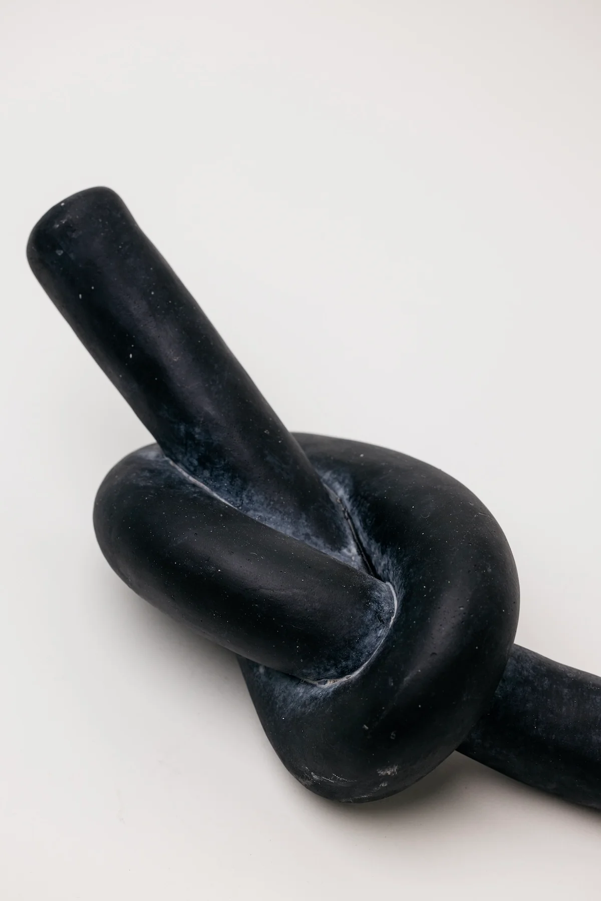 Ravel Knot - Black - Image 3