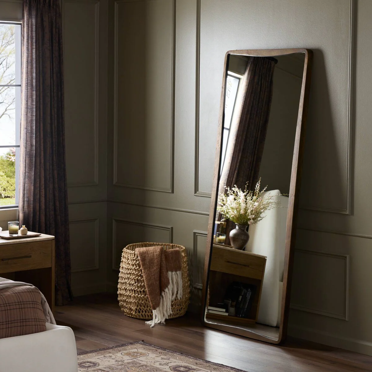 Regis Floor Mirror - Image 9