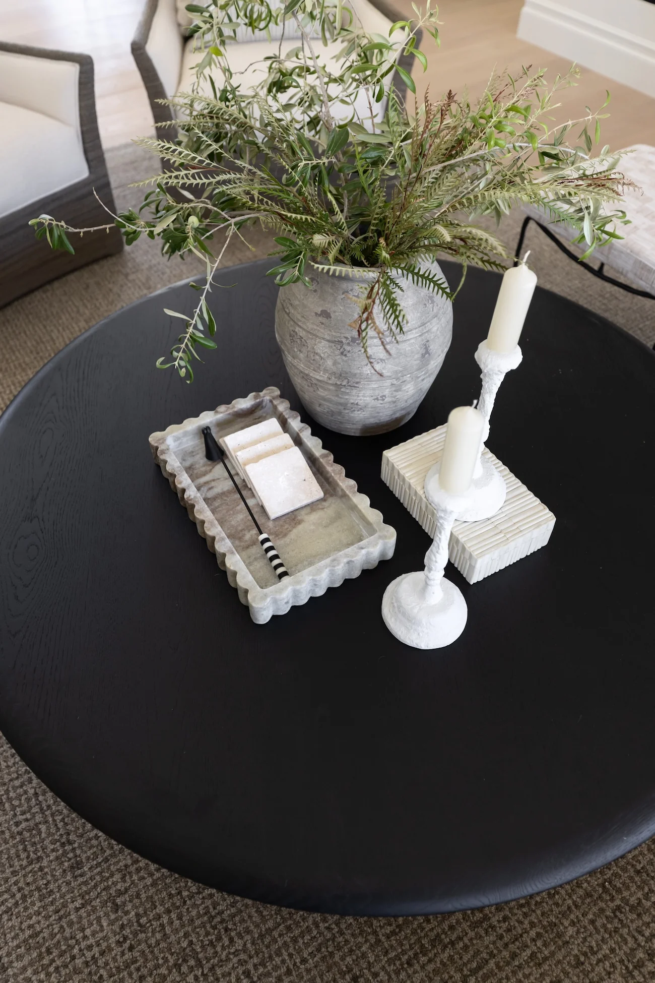 Rosenell Round Coffee Table - Image 11