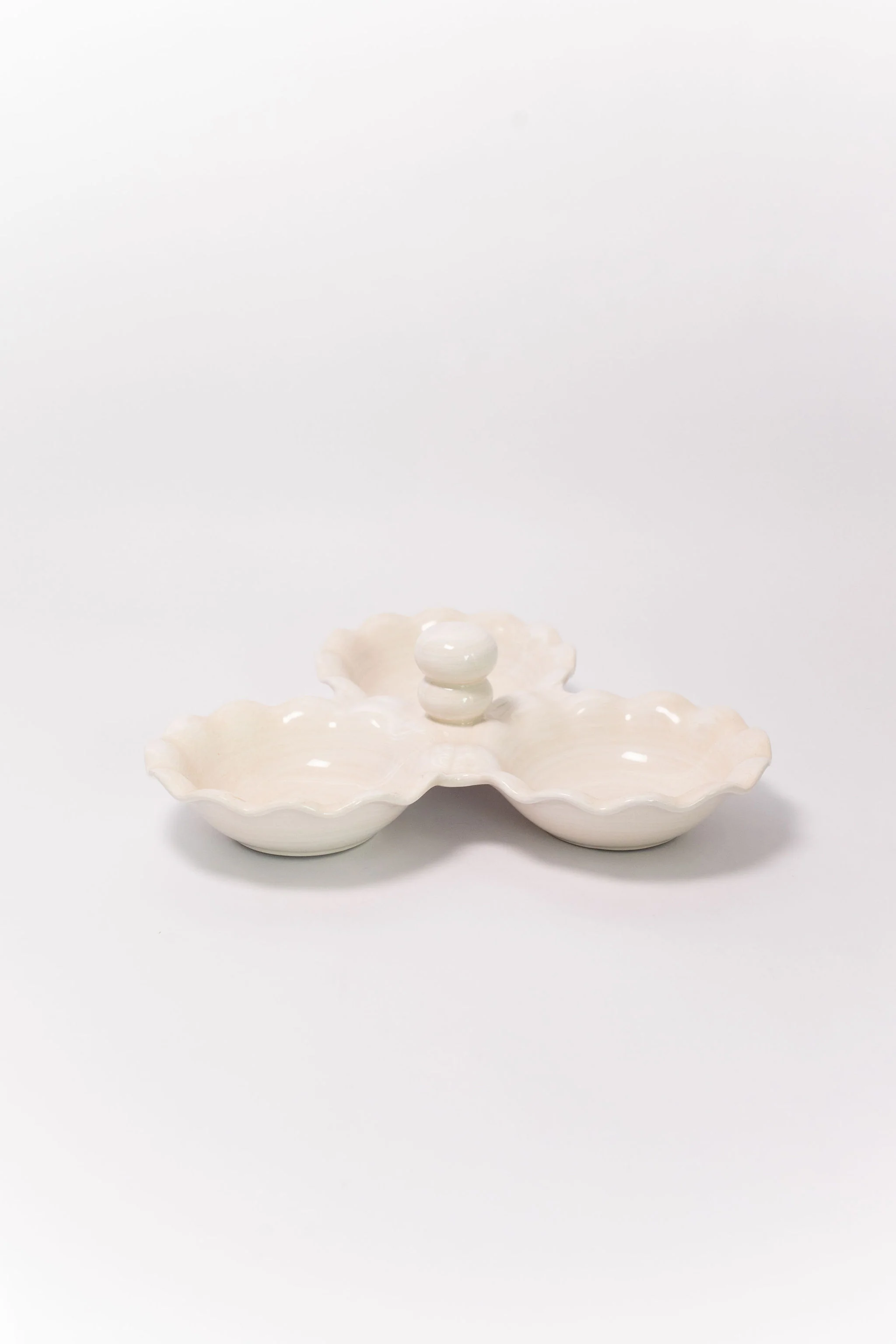 Ruffled Three Bowl Server - Image 2