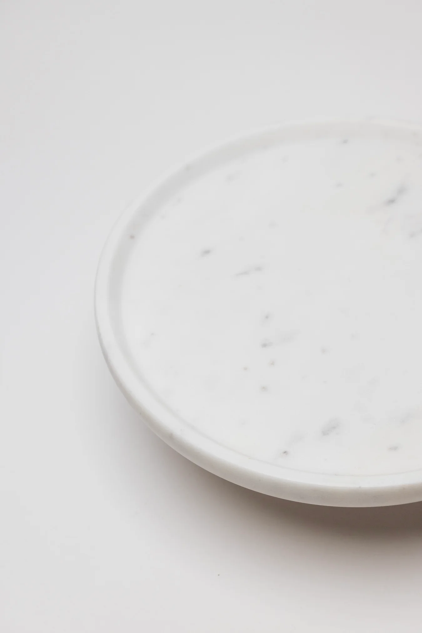 Ryann Marble Pedestal - Image 4