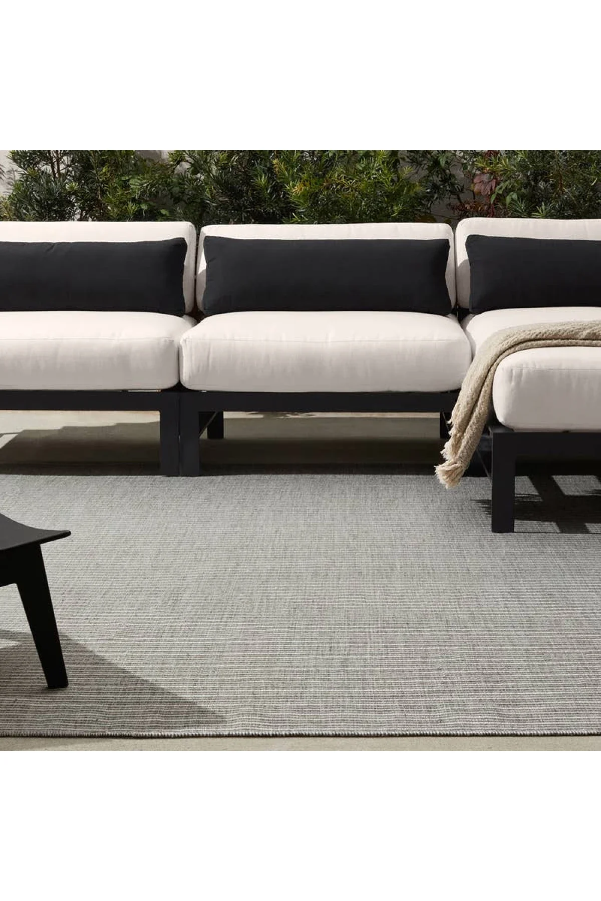 Sacdecer Rug - Gray - Image 2