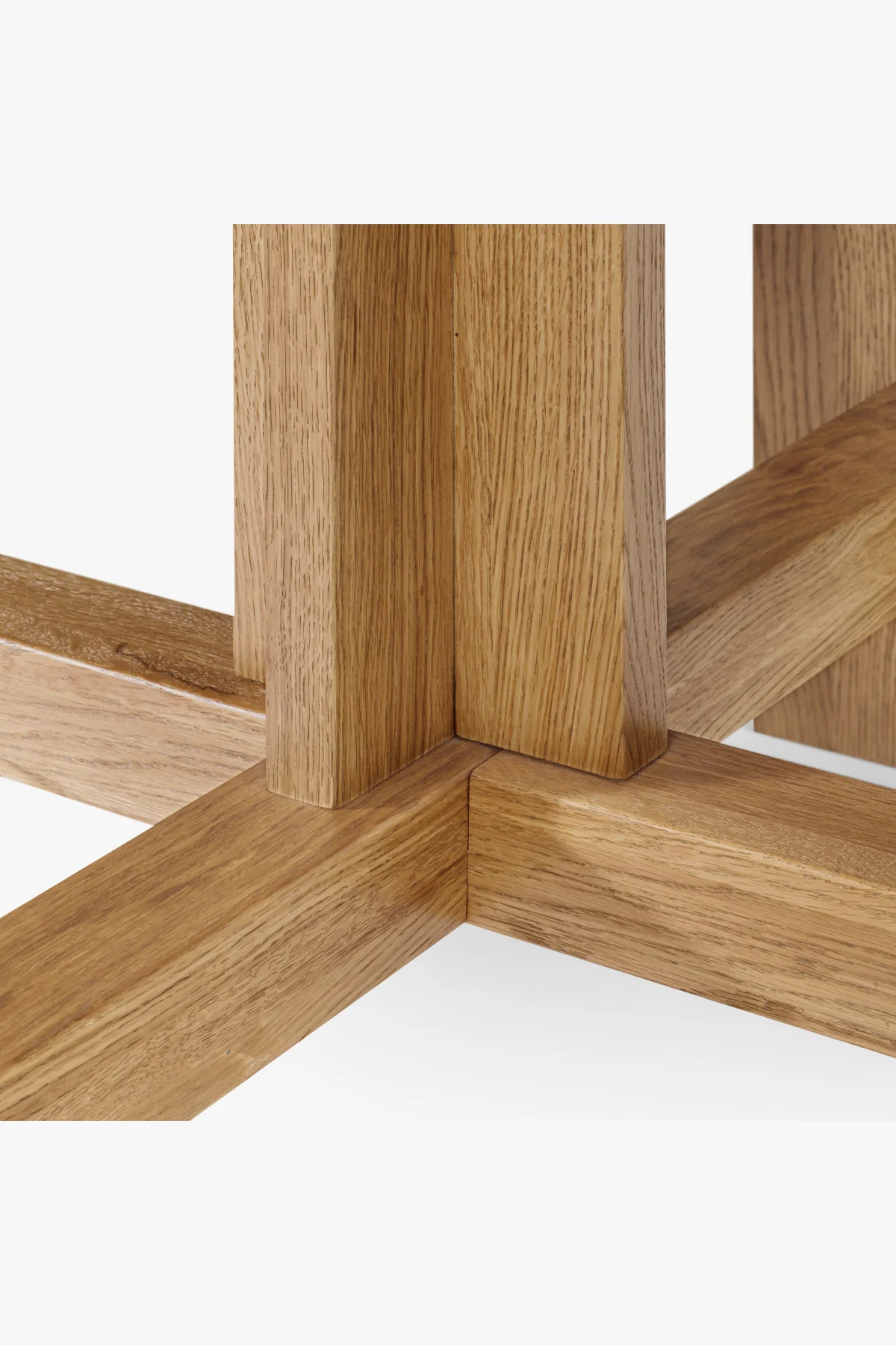 Saguaro Round Oak Dining Table - Image 3