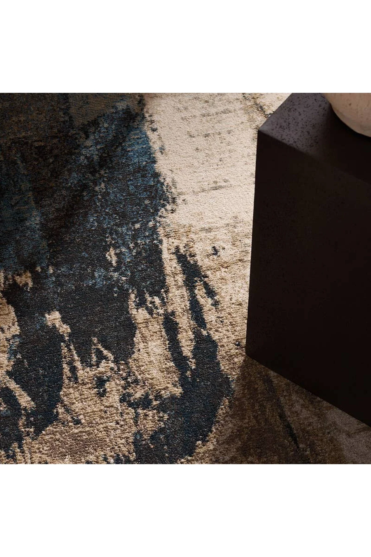 Sanaa Rug - Gray - Image 2