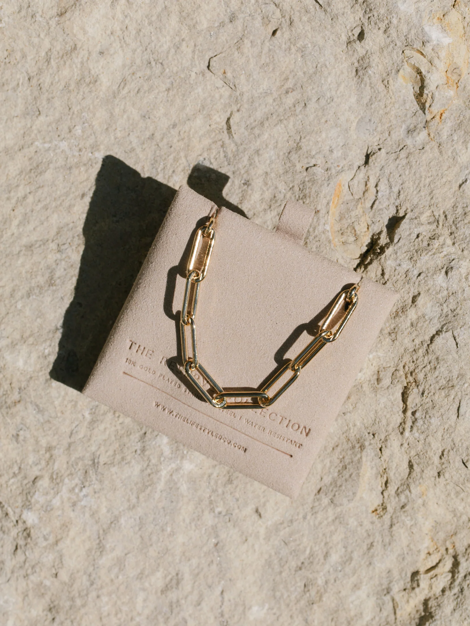 Sand Link Necklace - Gold - Image 6