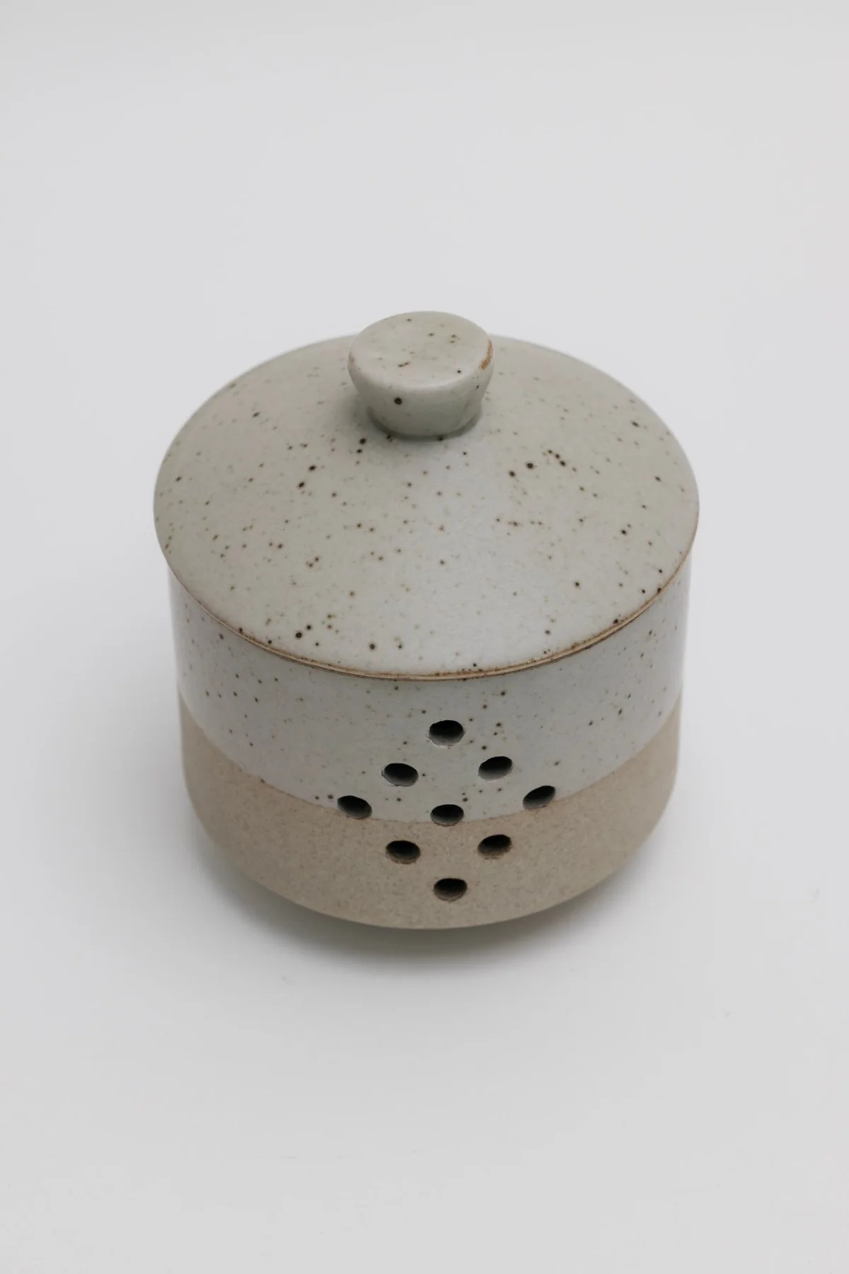 Stoneware Garlic Keeper - Image 4